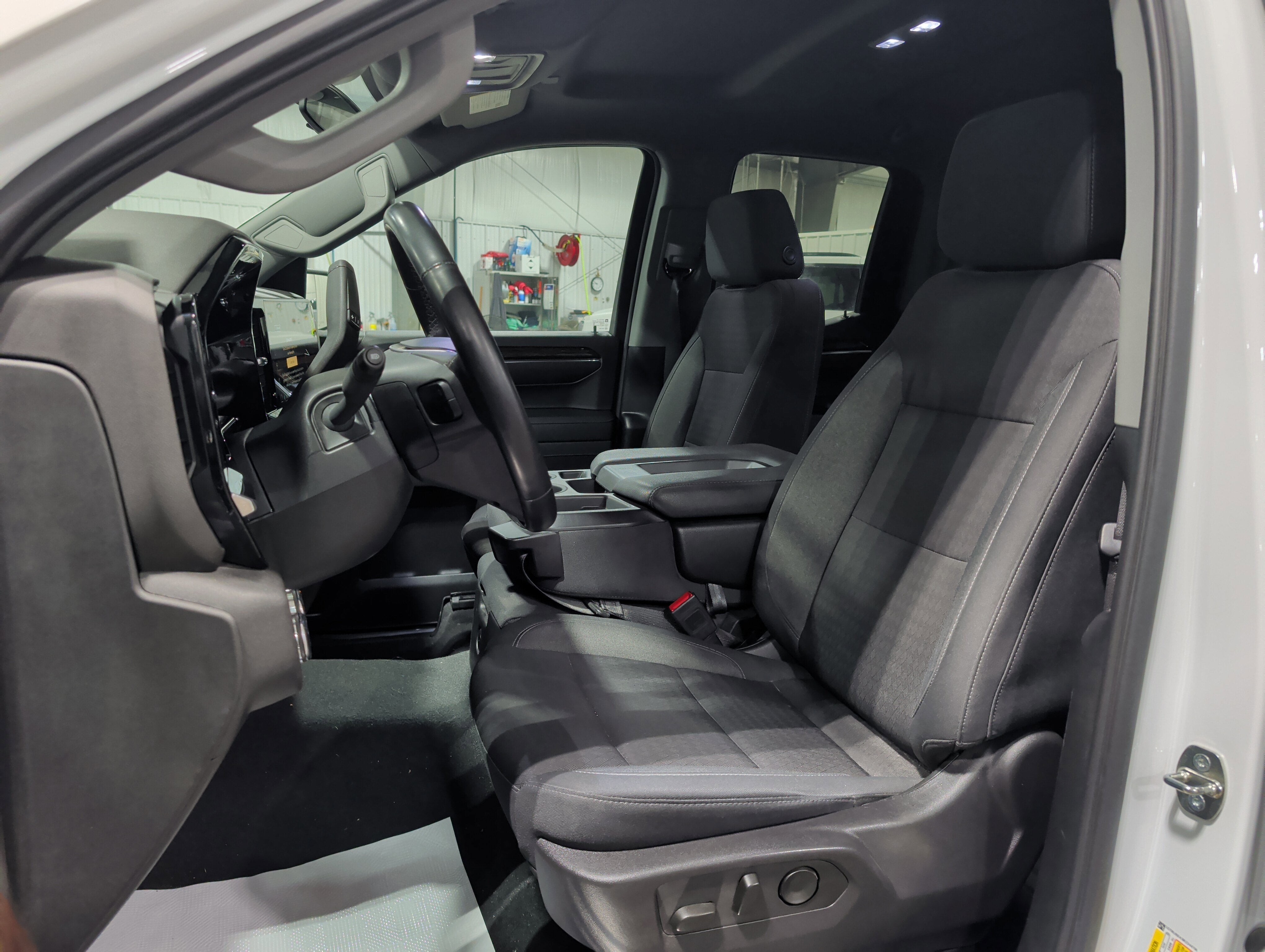 2024 GMC Sierra 1500 SLE