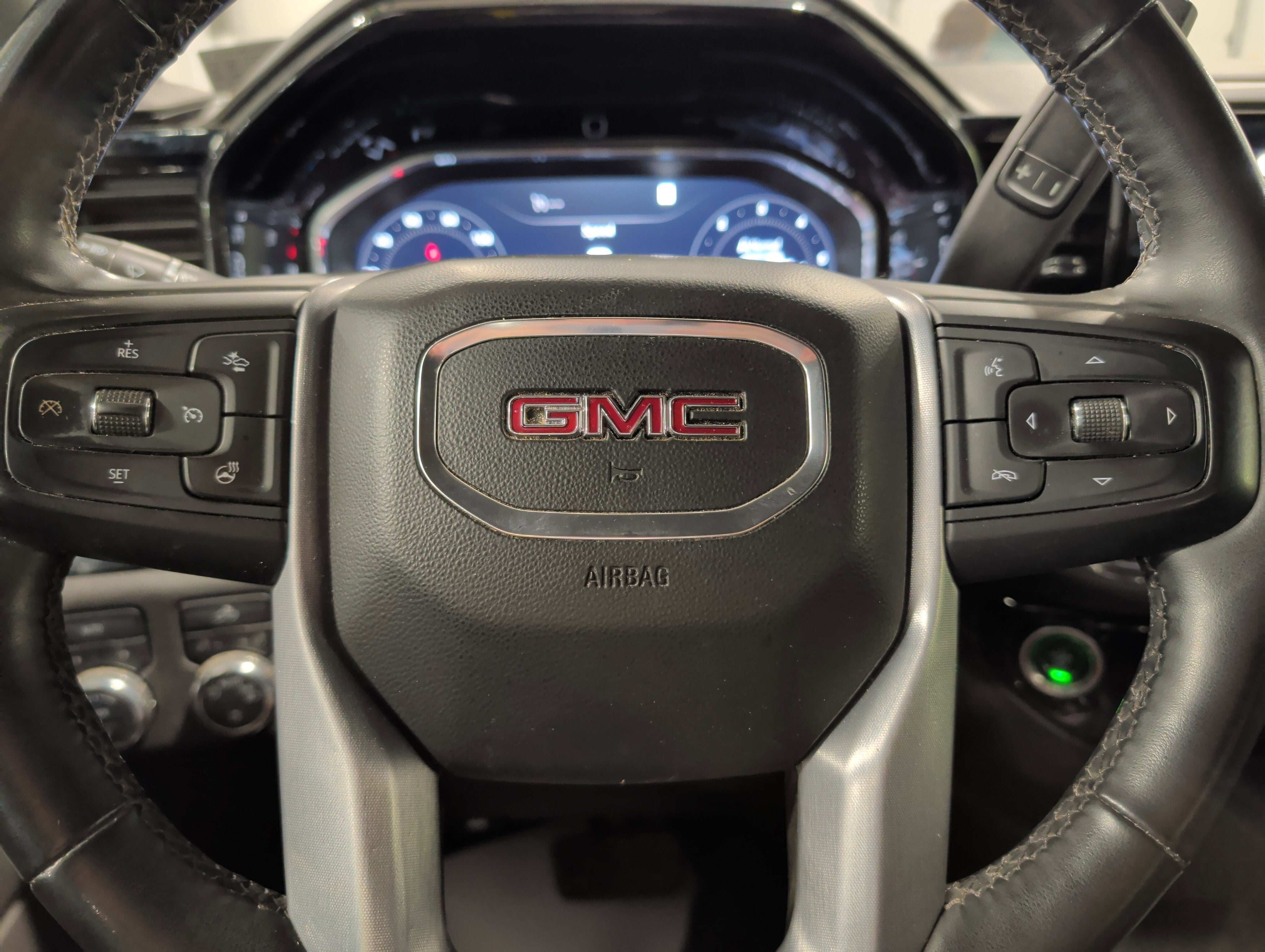 2023 GMC Sierra 1500 SLE