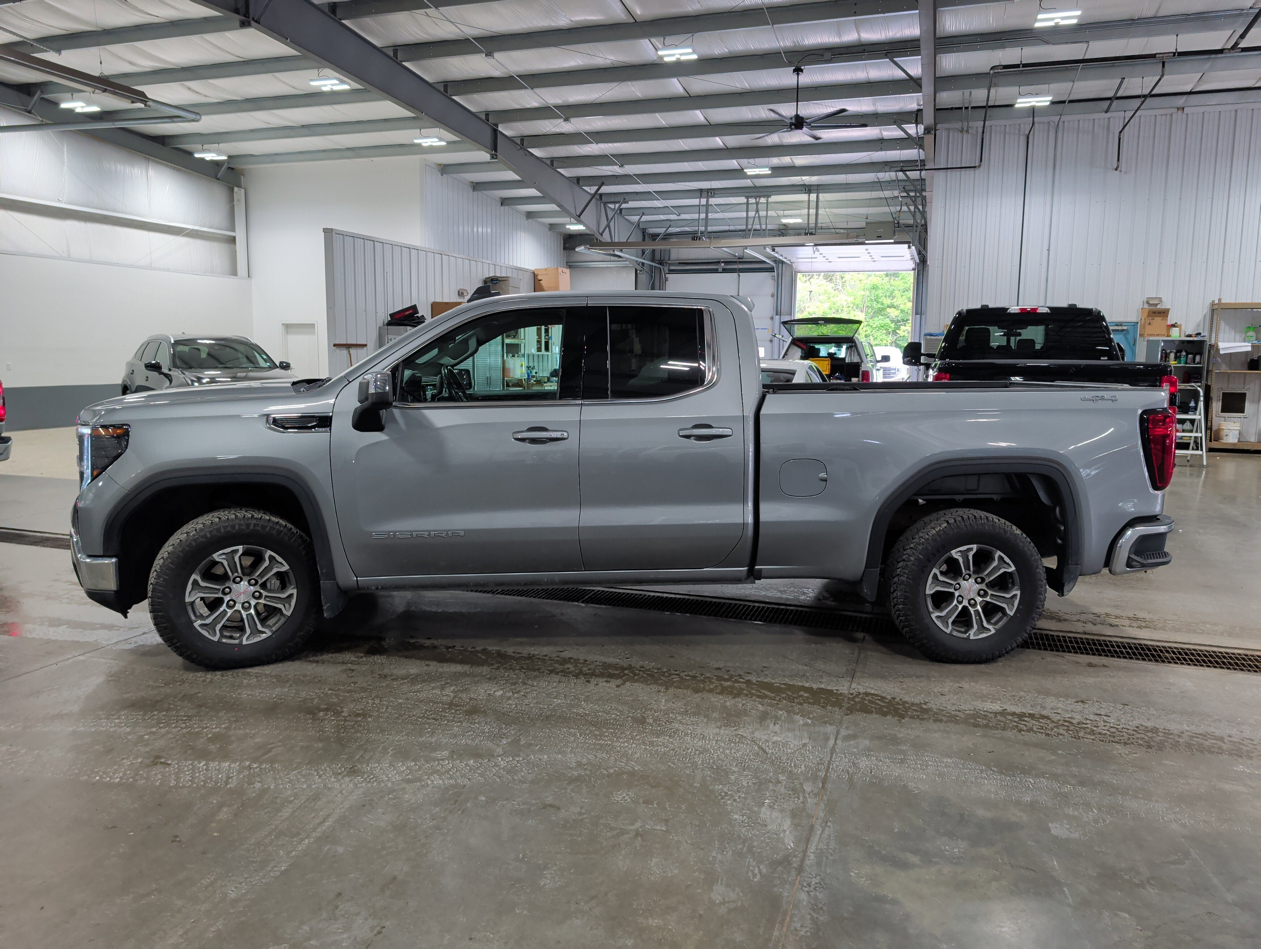 2023 GMC Sierra 1500 SLE