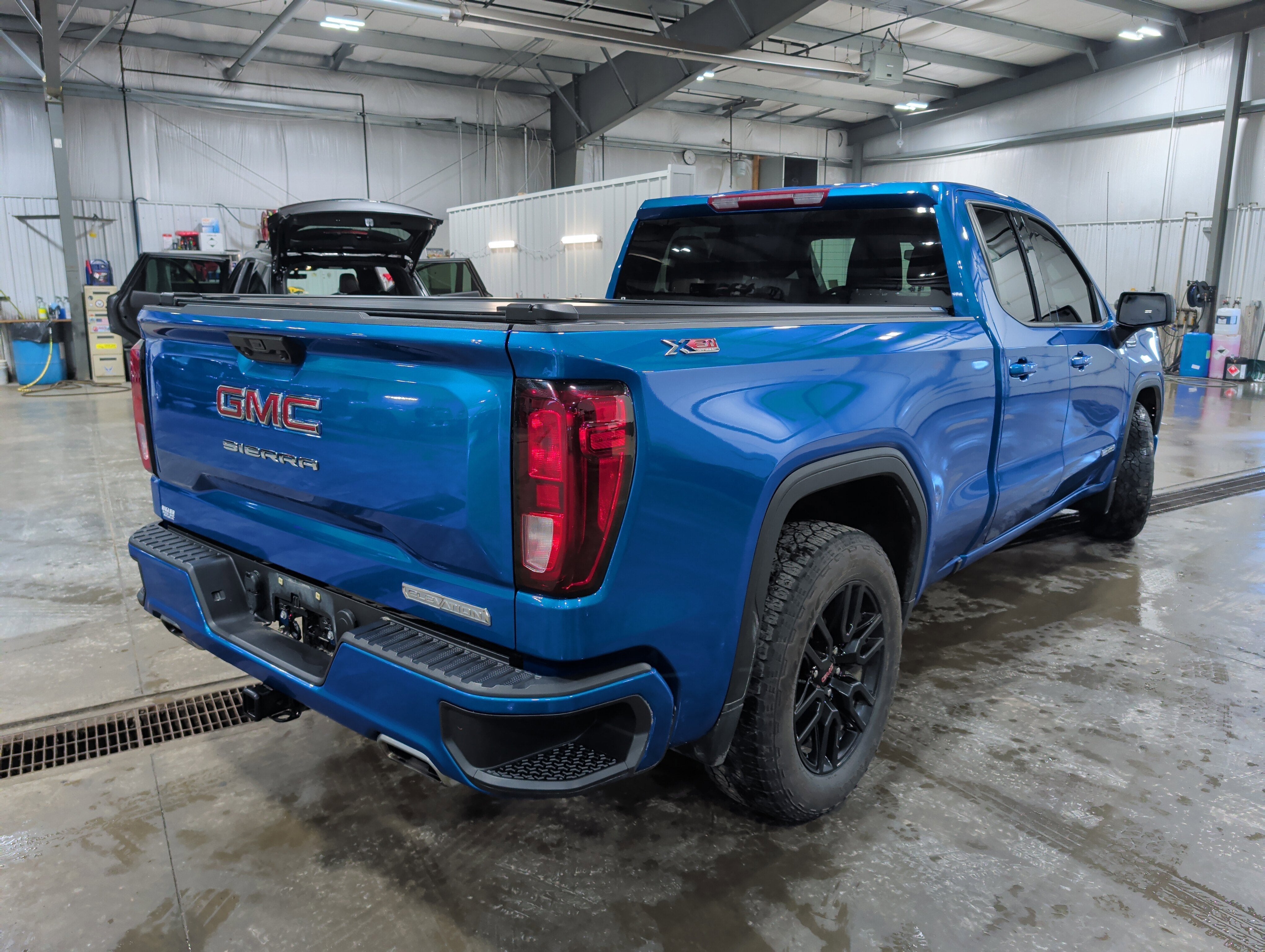 2023 GMC Sierra 1500 Elevation