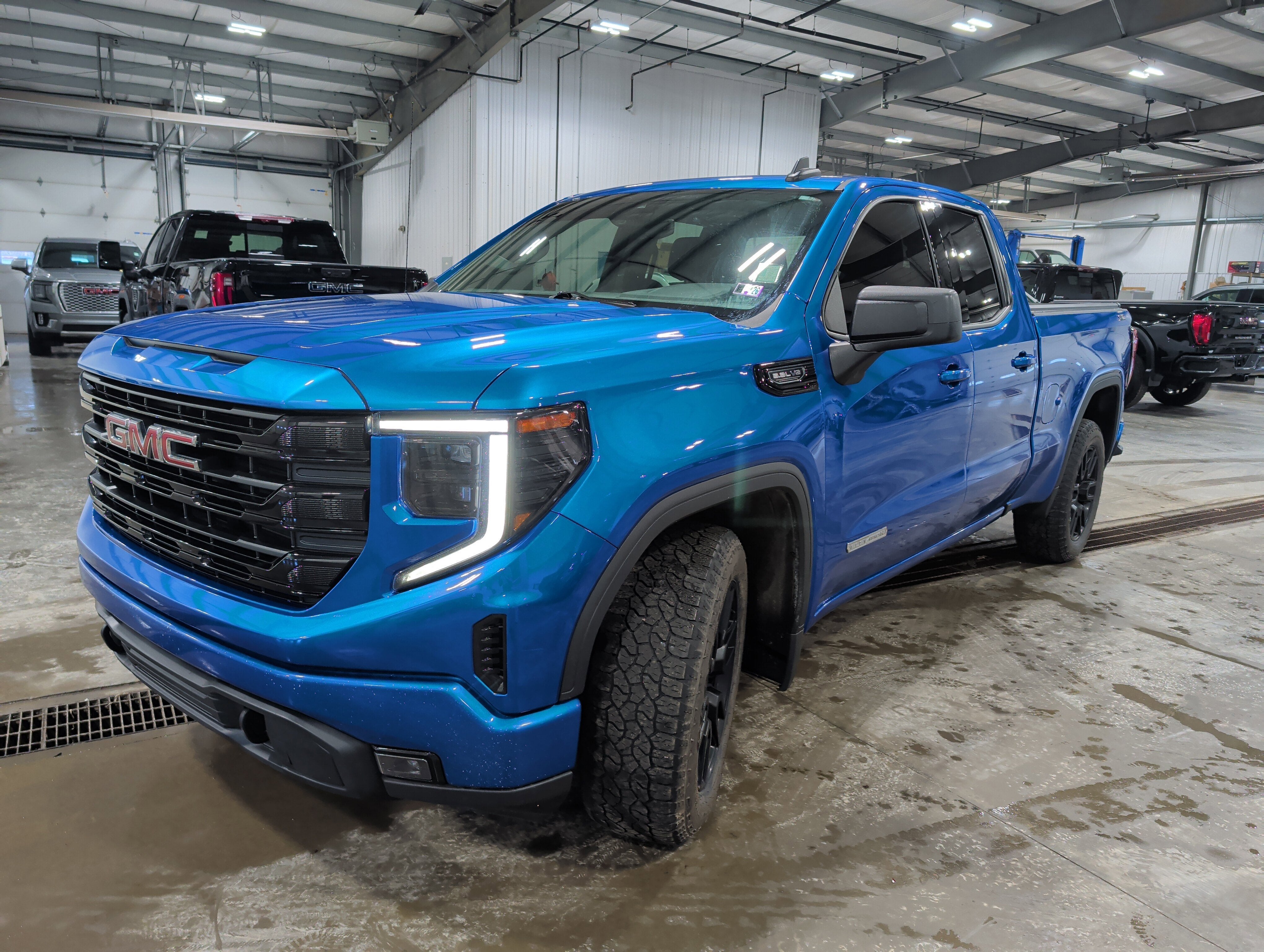 2023 GMC Sierra 1500 Elevation