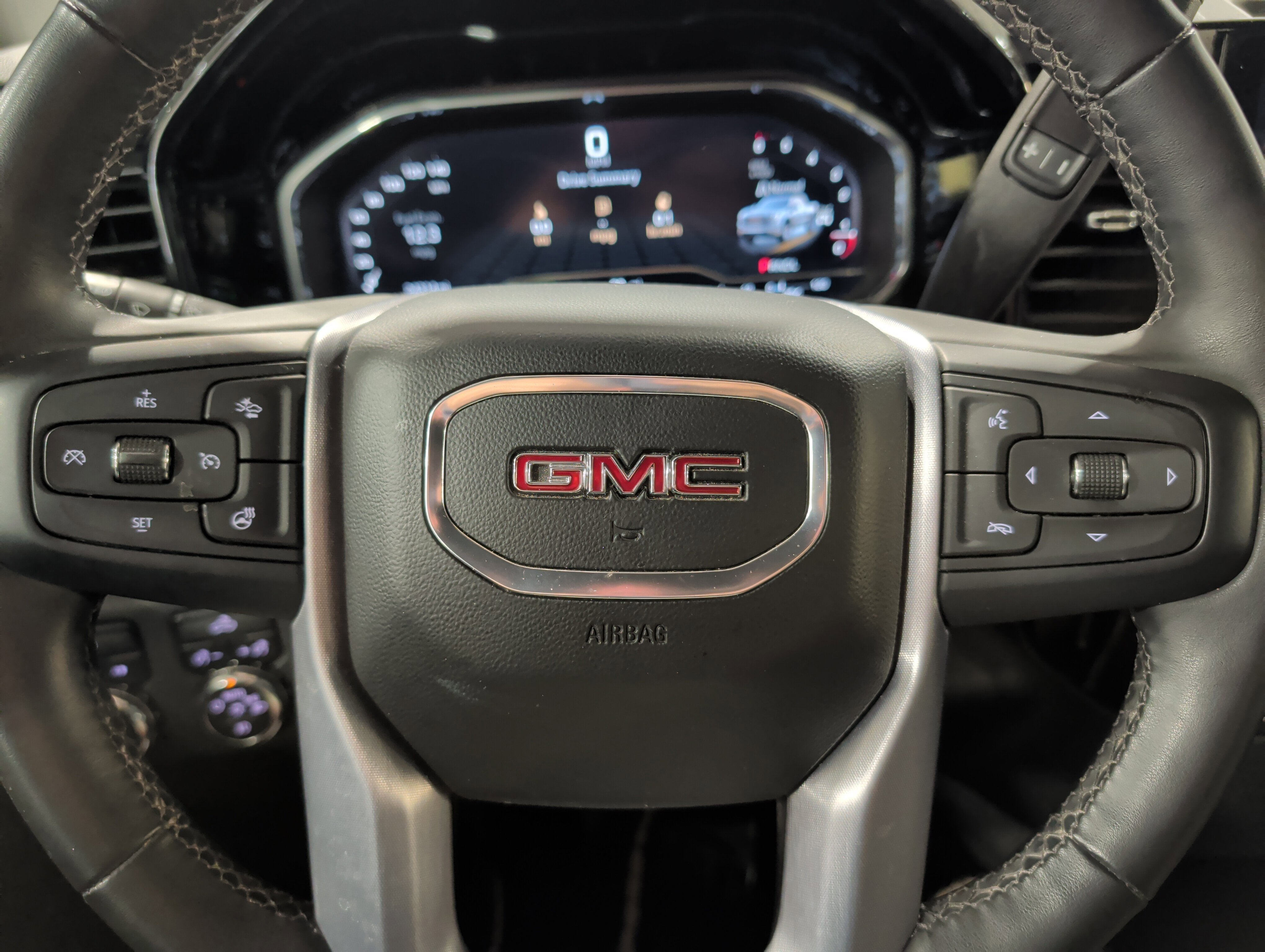 2023 GMC Sierra 1500 Elevation