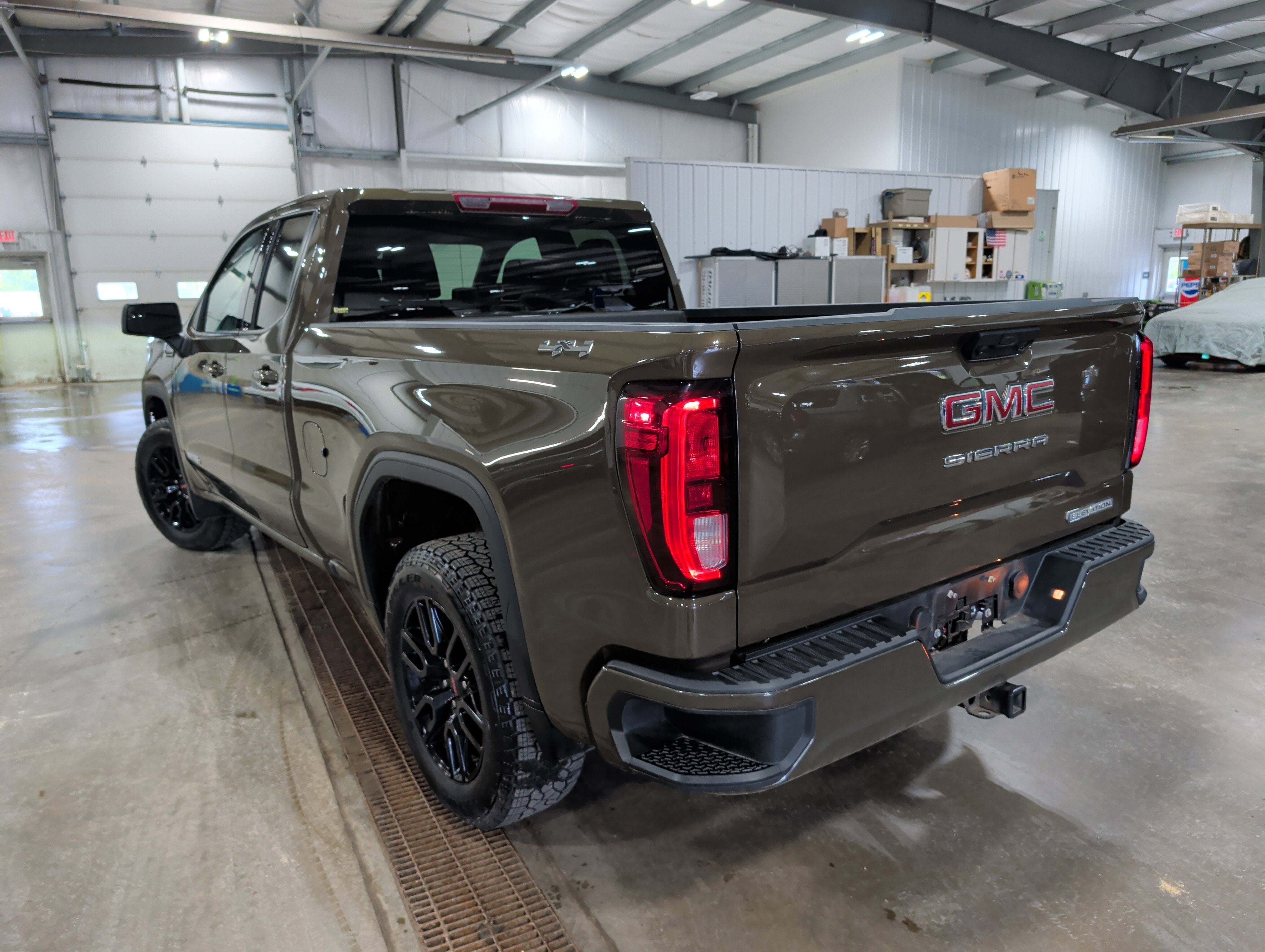 2024 GMC Sierra 1500 Elevation