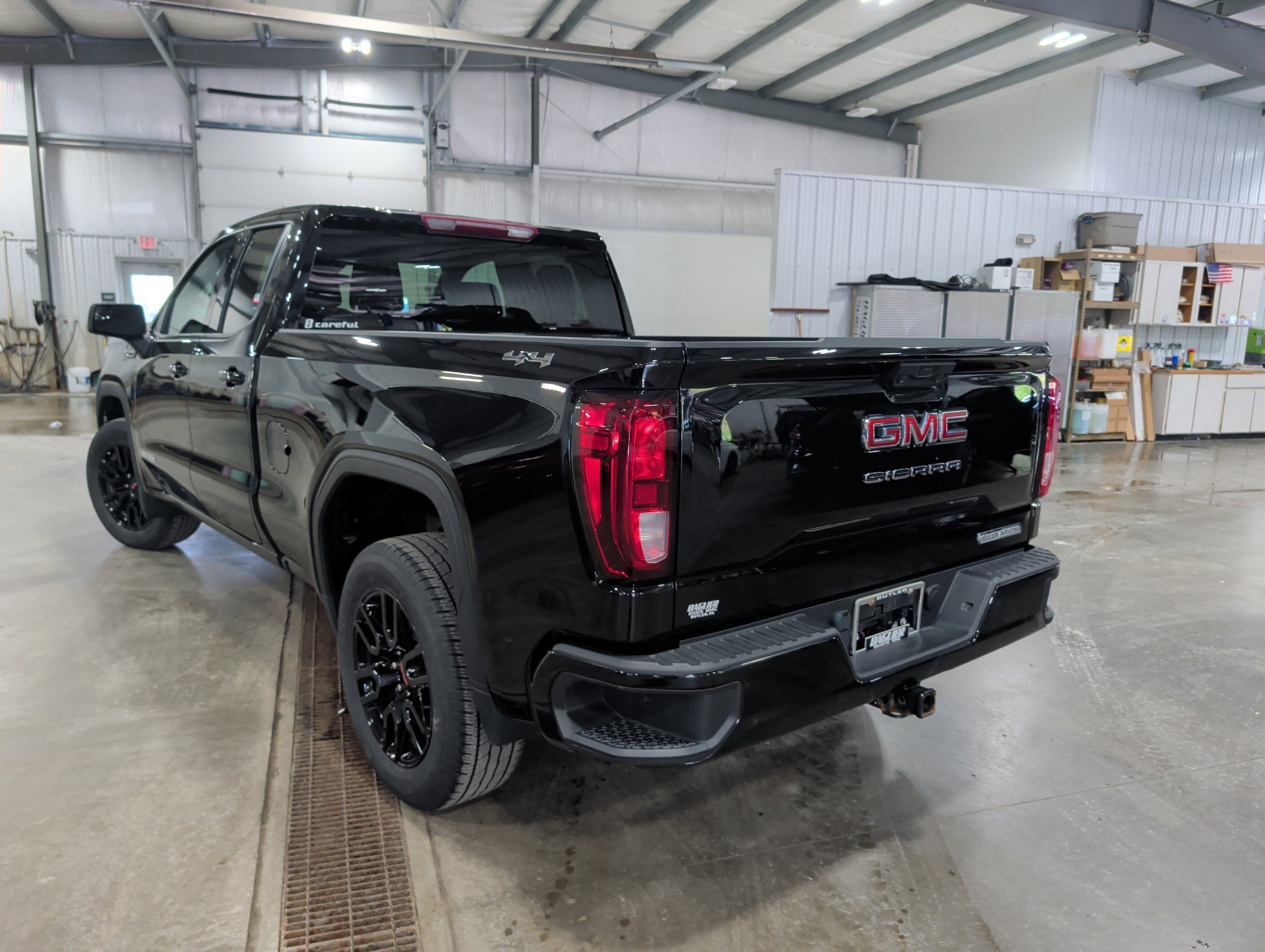 2023 GMC Sierra 1500 Elevation