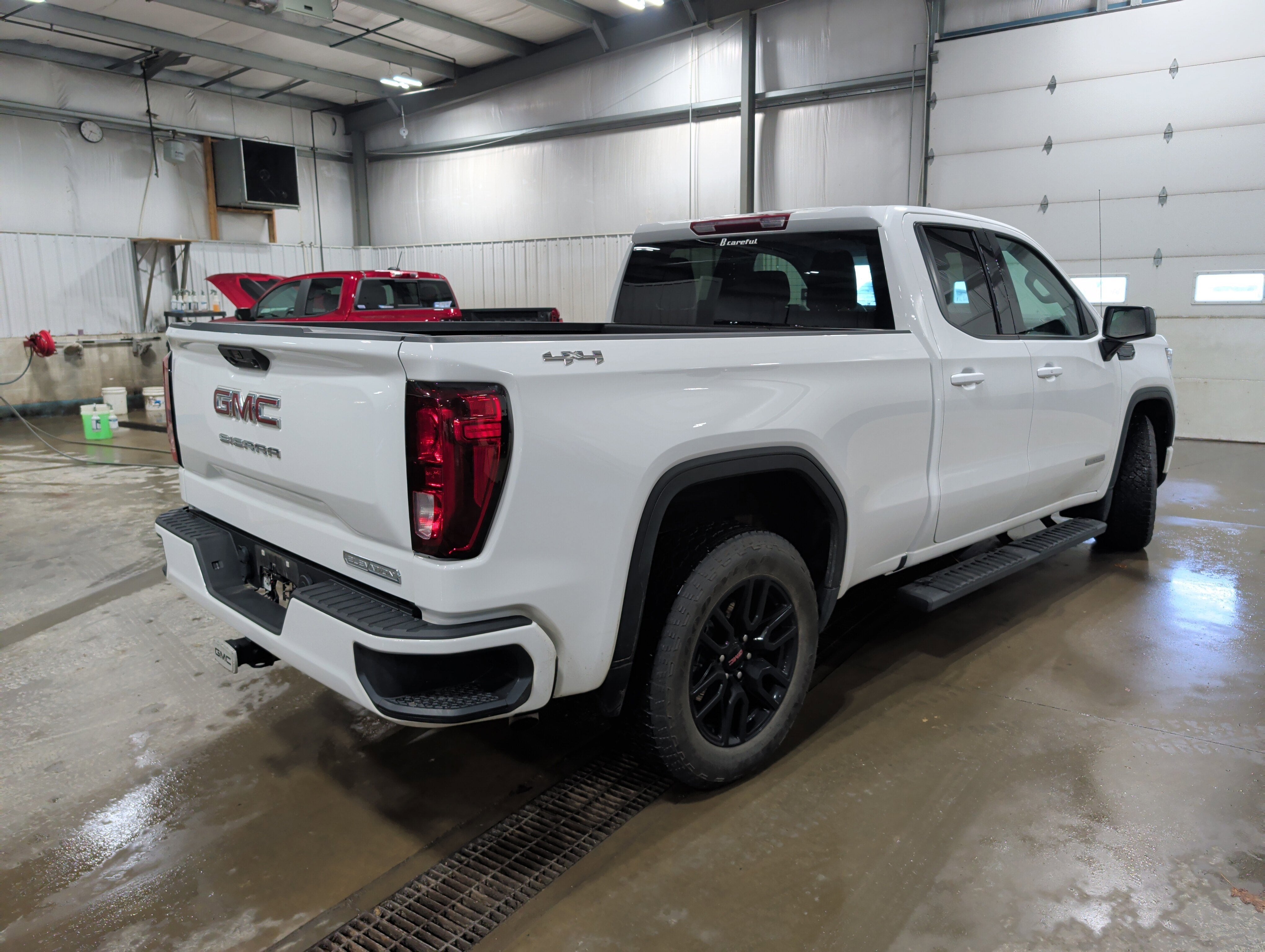 2023 GMC Sierra 1500 Elevation