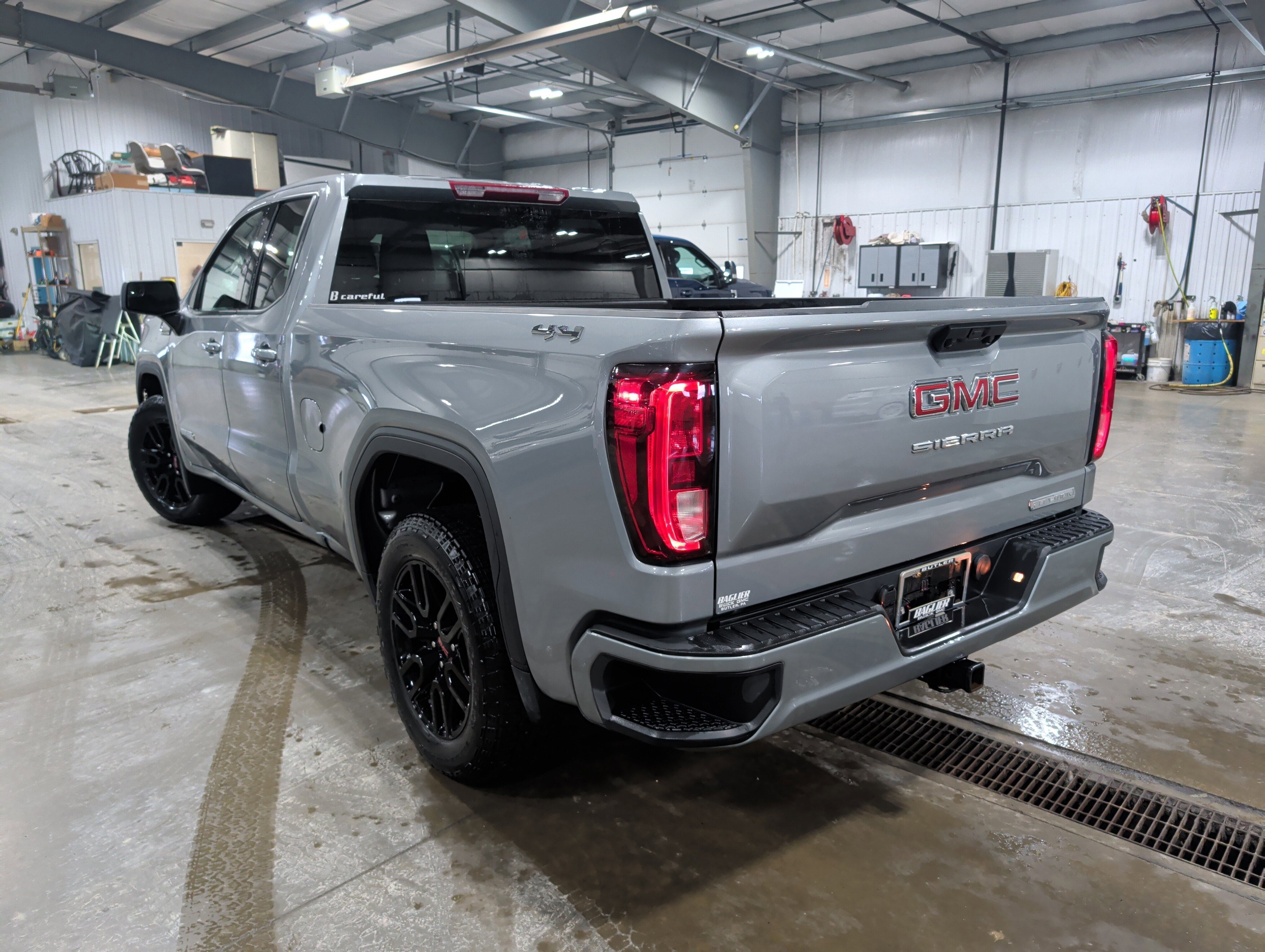 2023 GMC Sierra 1500 Elevation