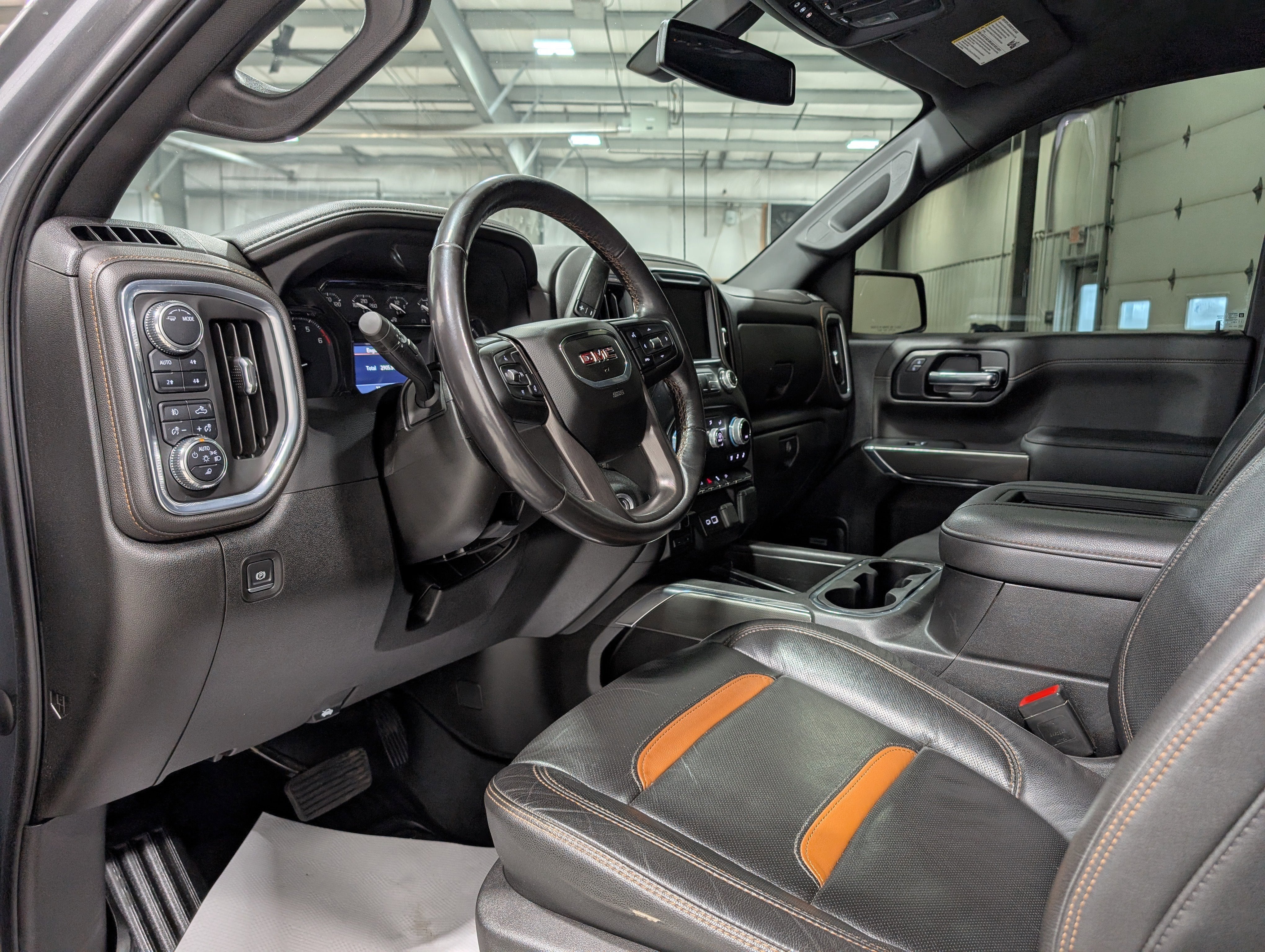2022 GMC Sierra 1500 Limited AT4