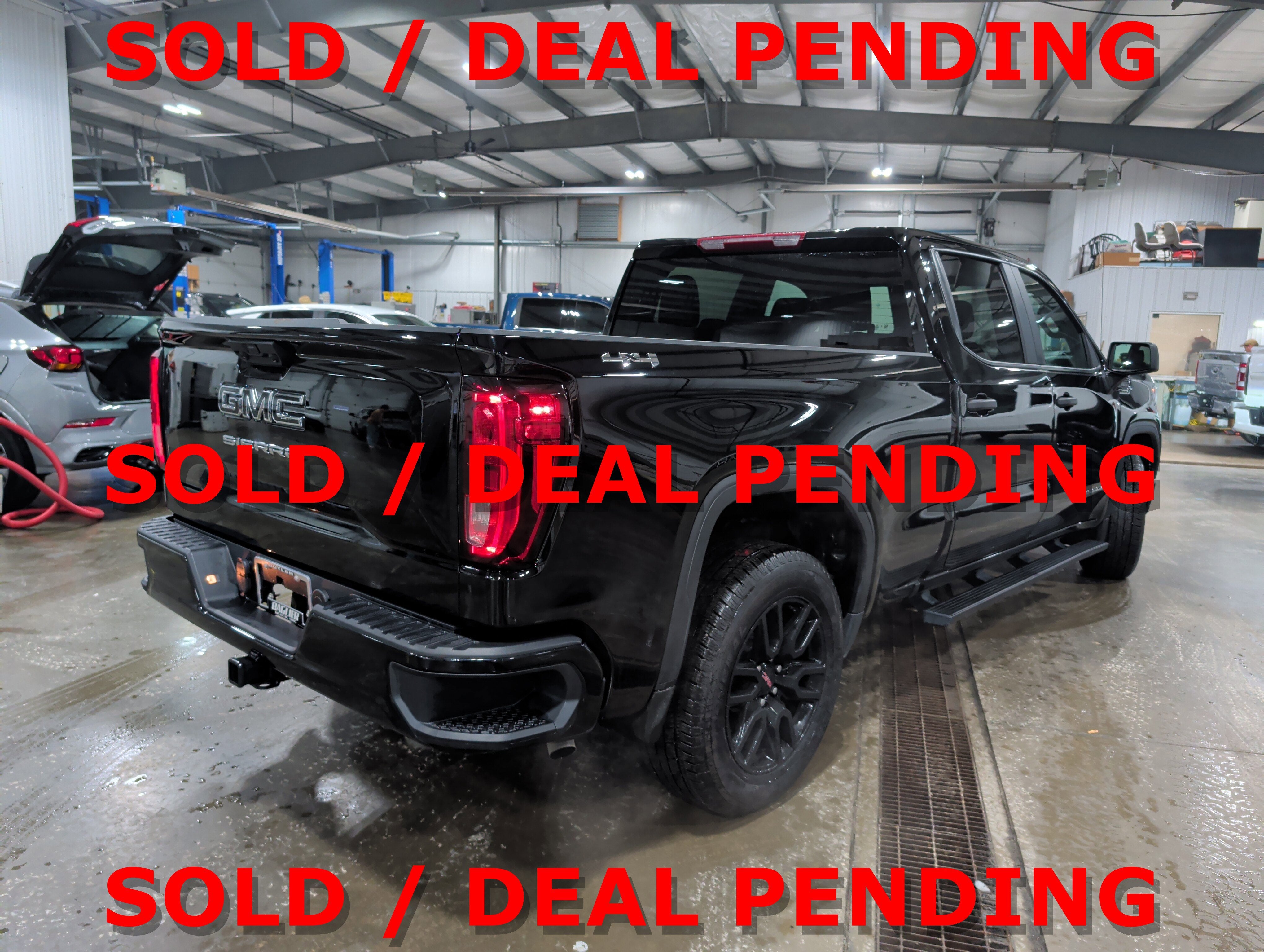 2025 GMC Sierra 1500 Pro