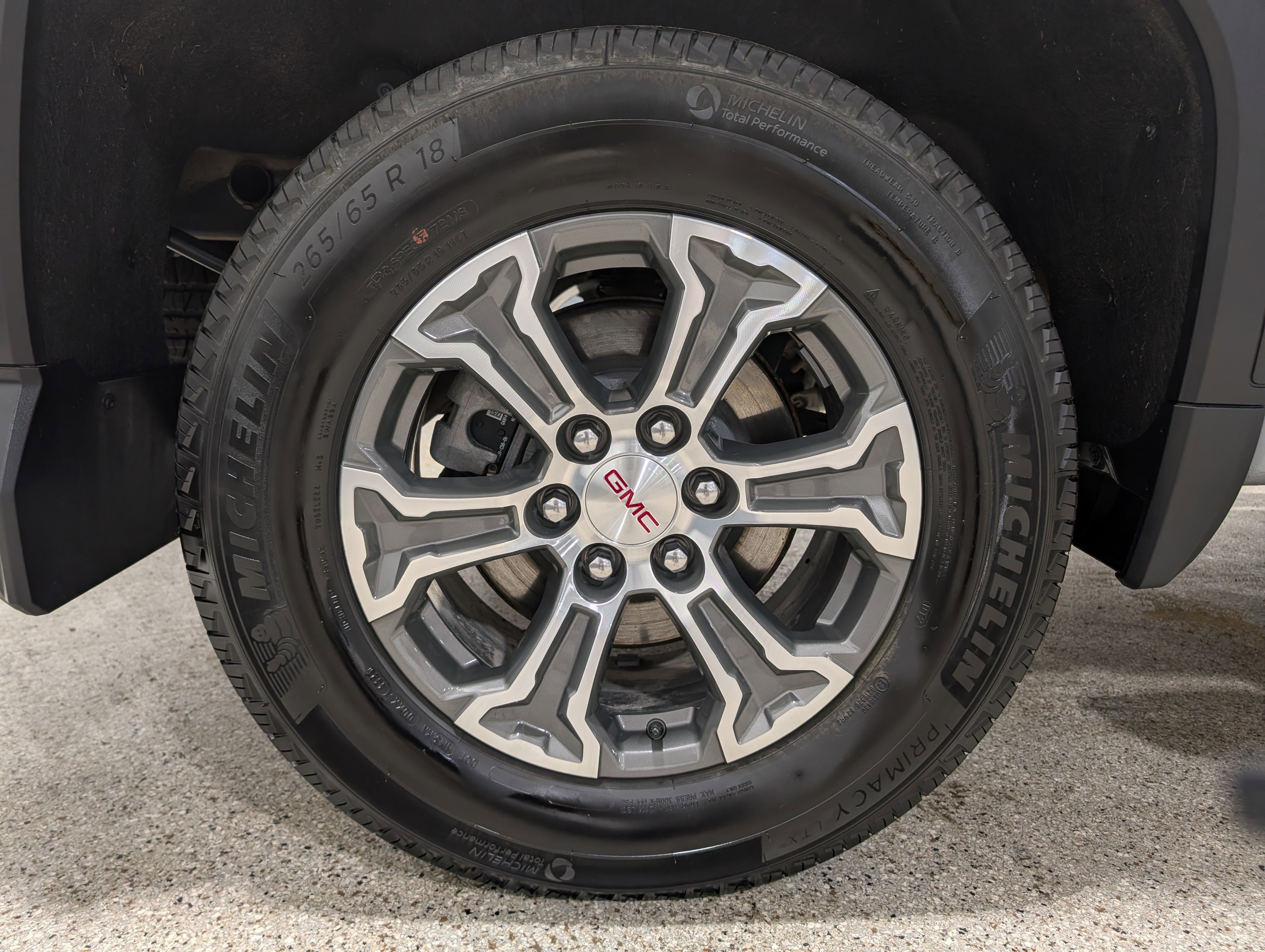 2024 GMC Sierra 1500 SLE