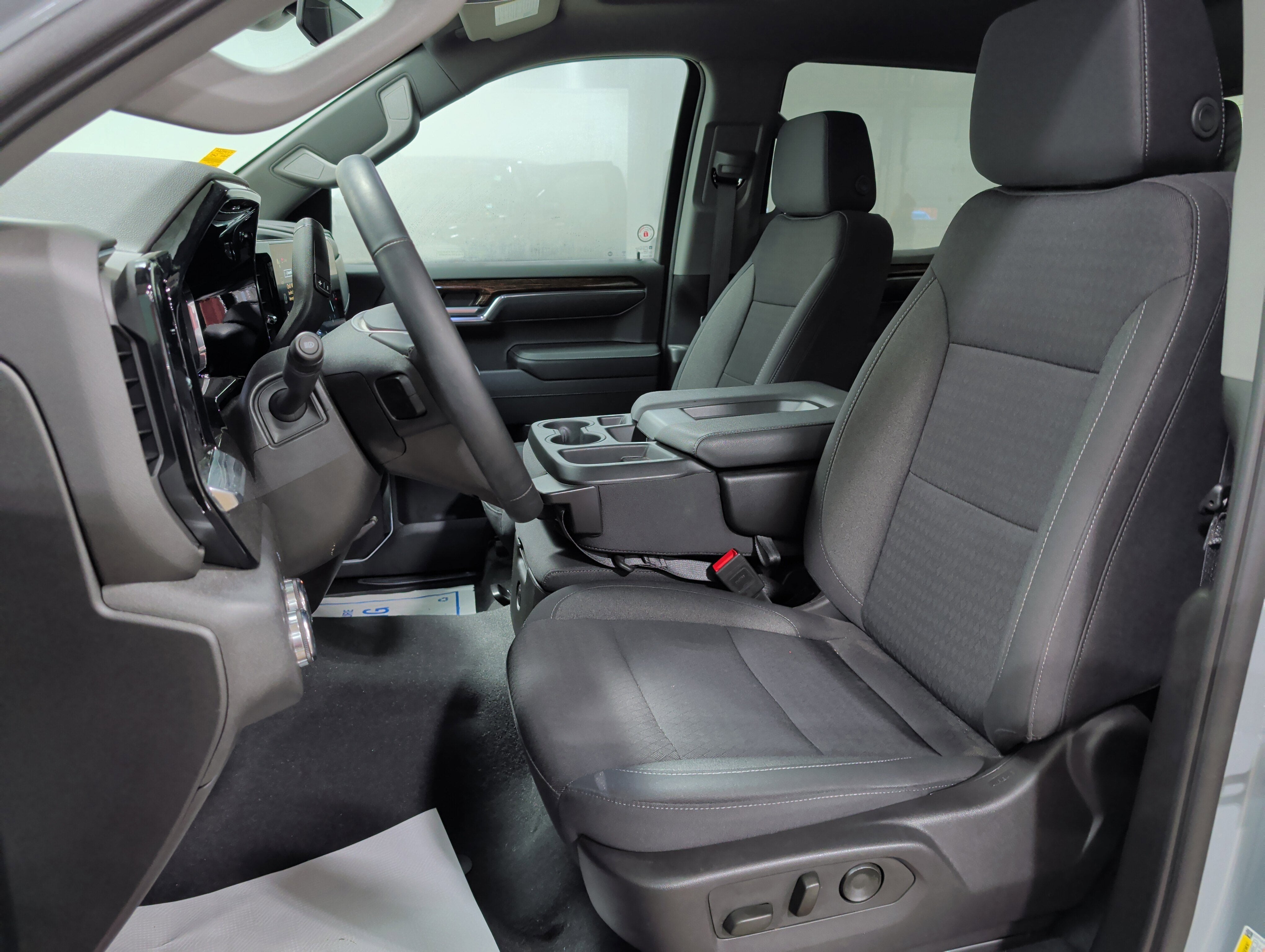 2024 GMC Sierra 1500 SLE