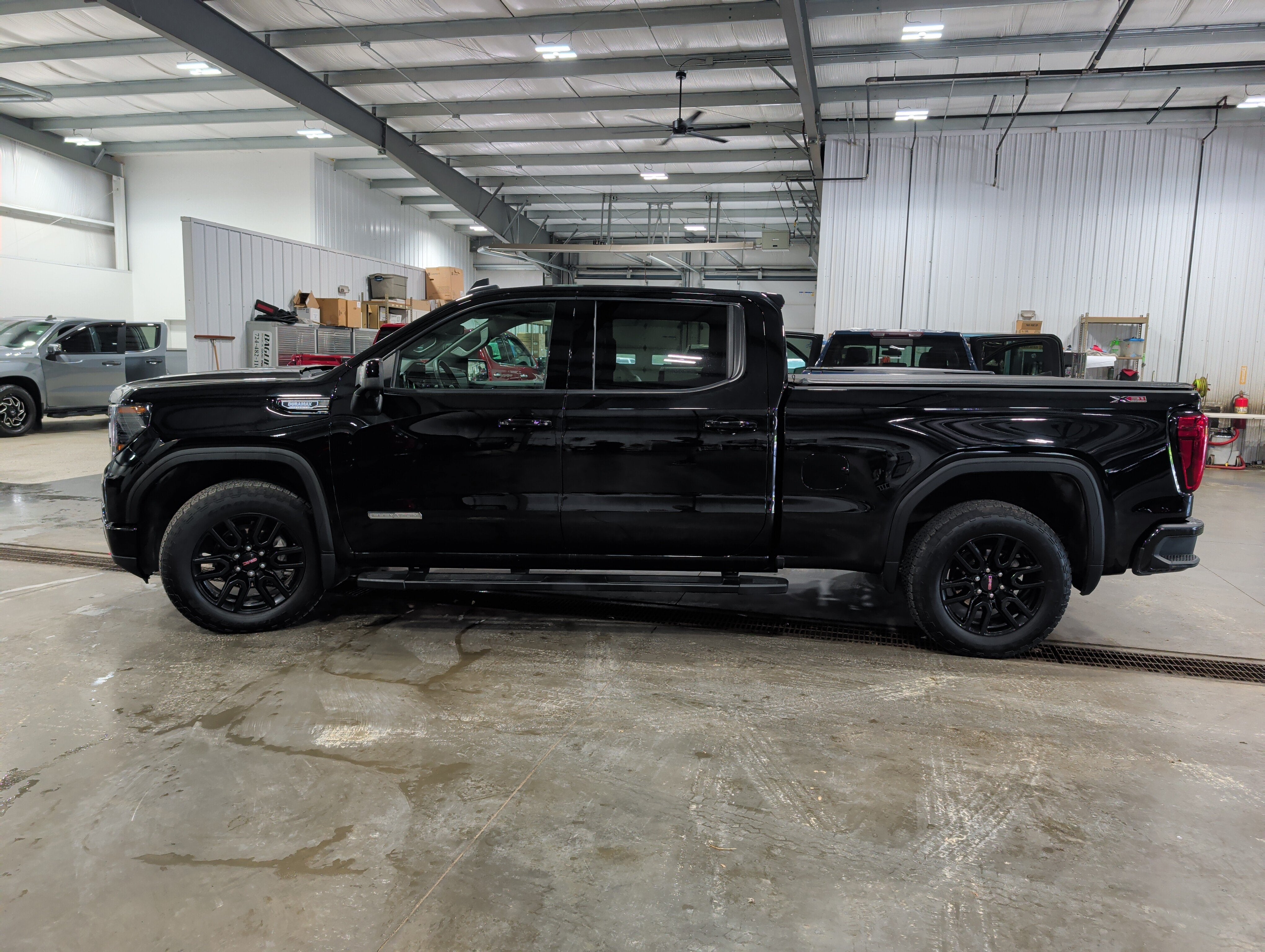 2024 GMC Sierra 1500 Elevation
