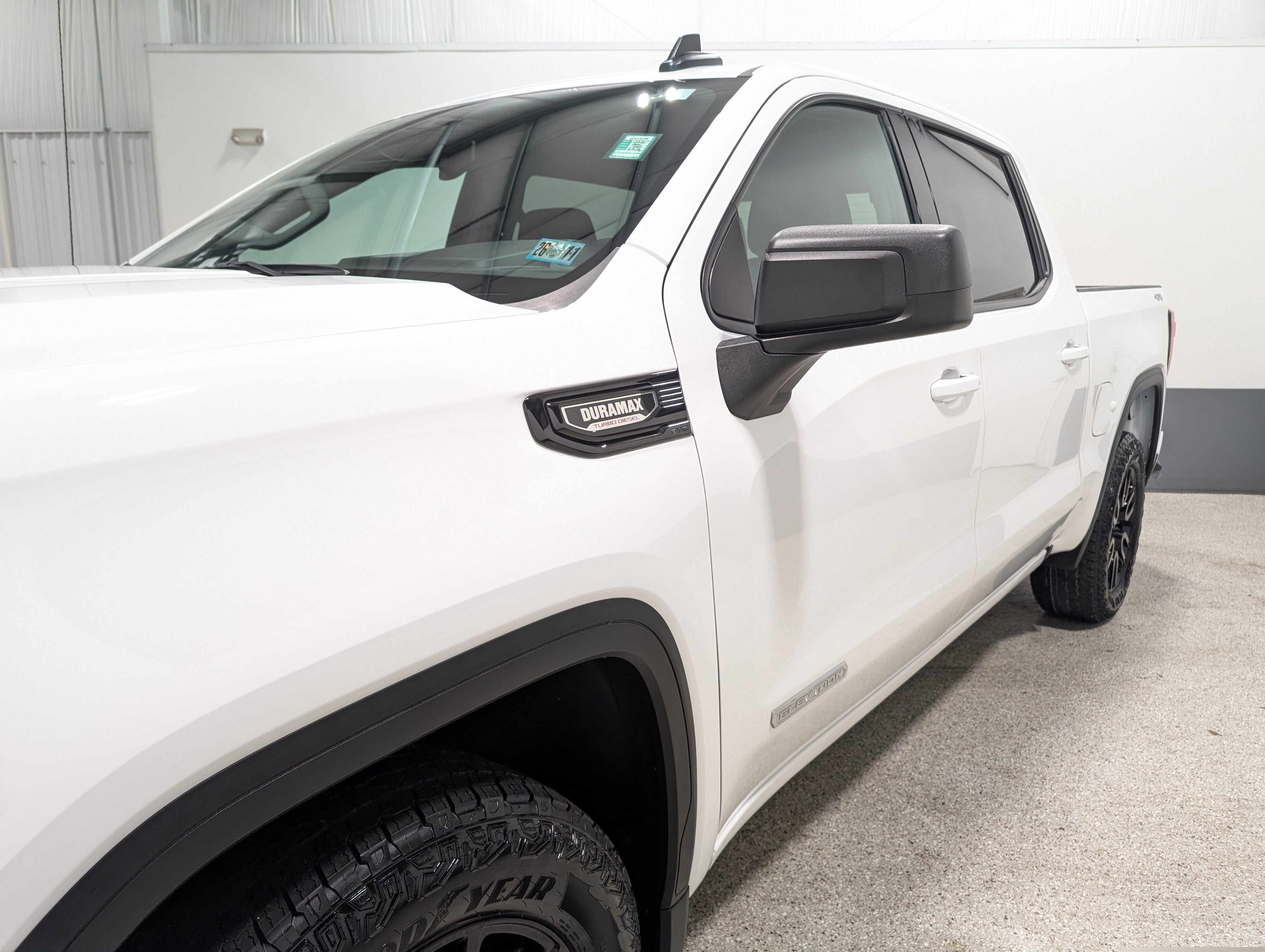 2025 GMC Sierra 1500 Elevation