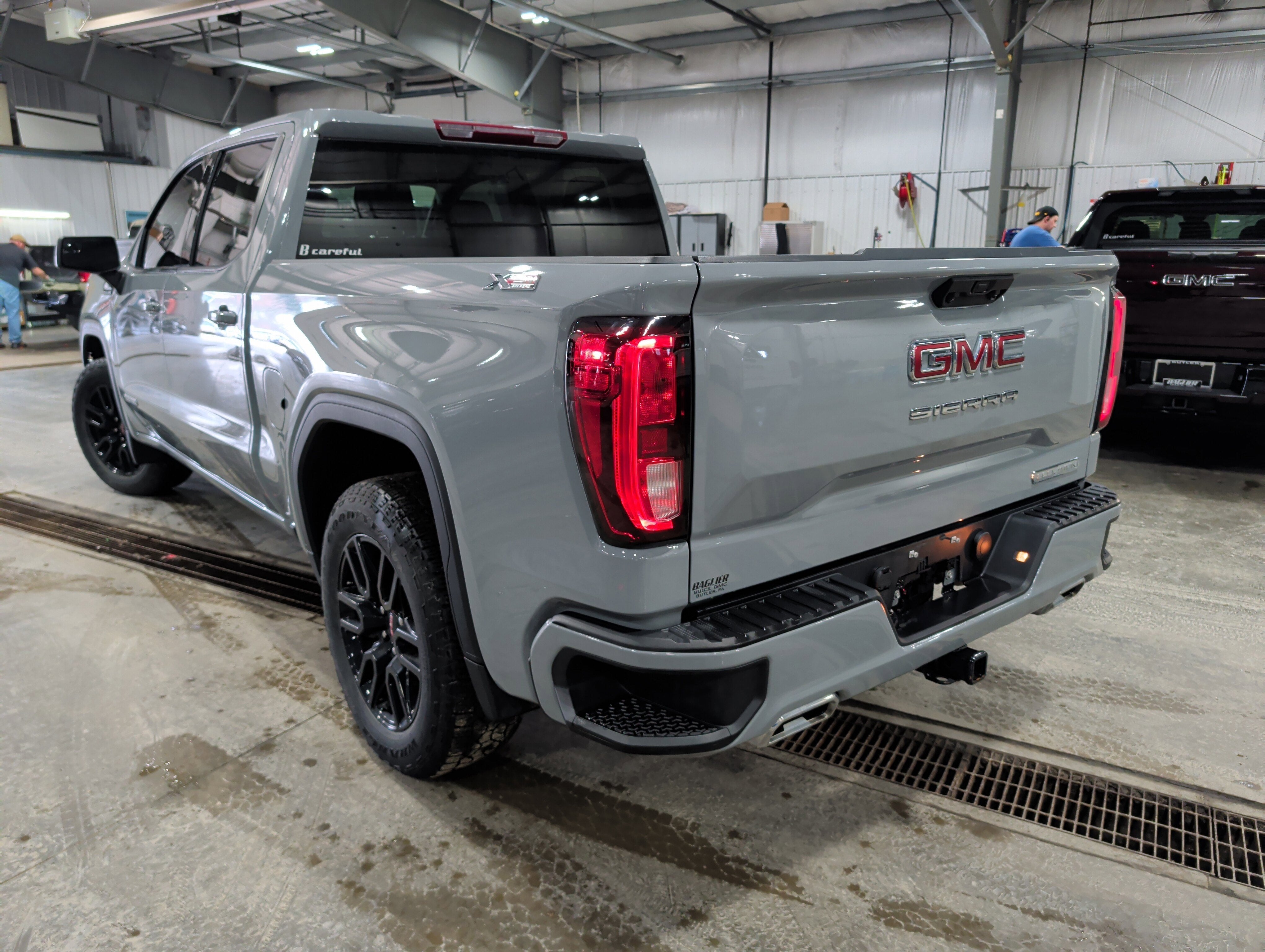 2024 GMC Sierra 1500 Elevation
