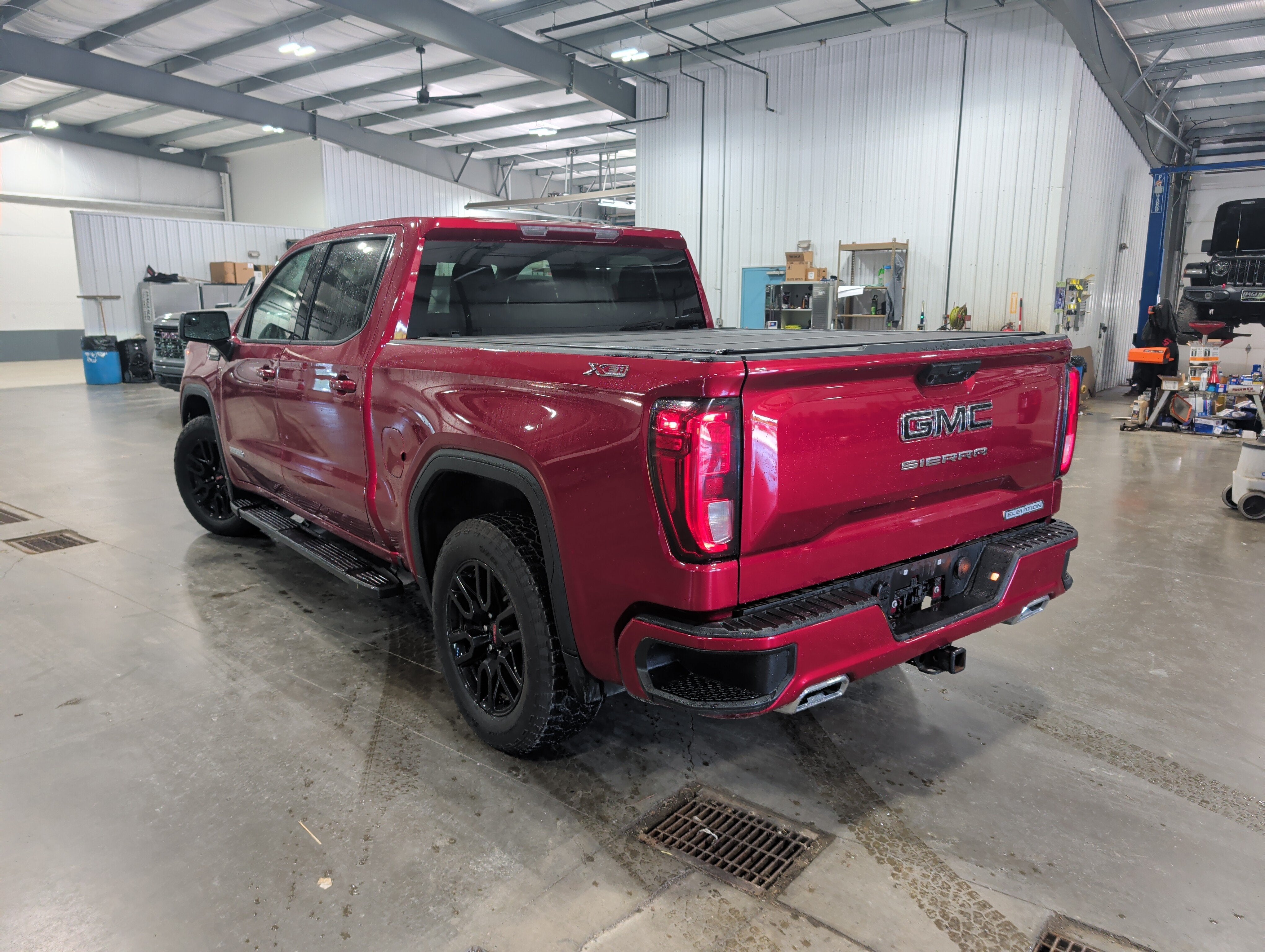 2024 GMC Sierra 1500 Elevation