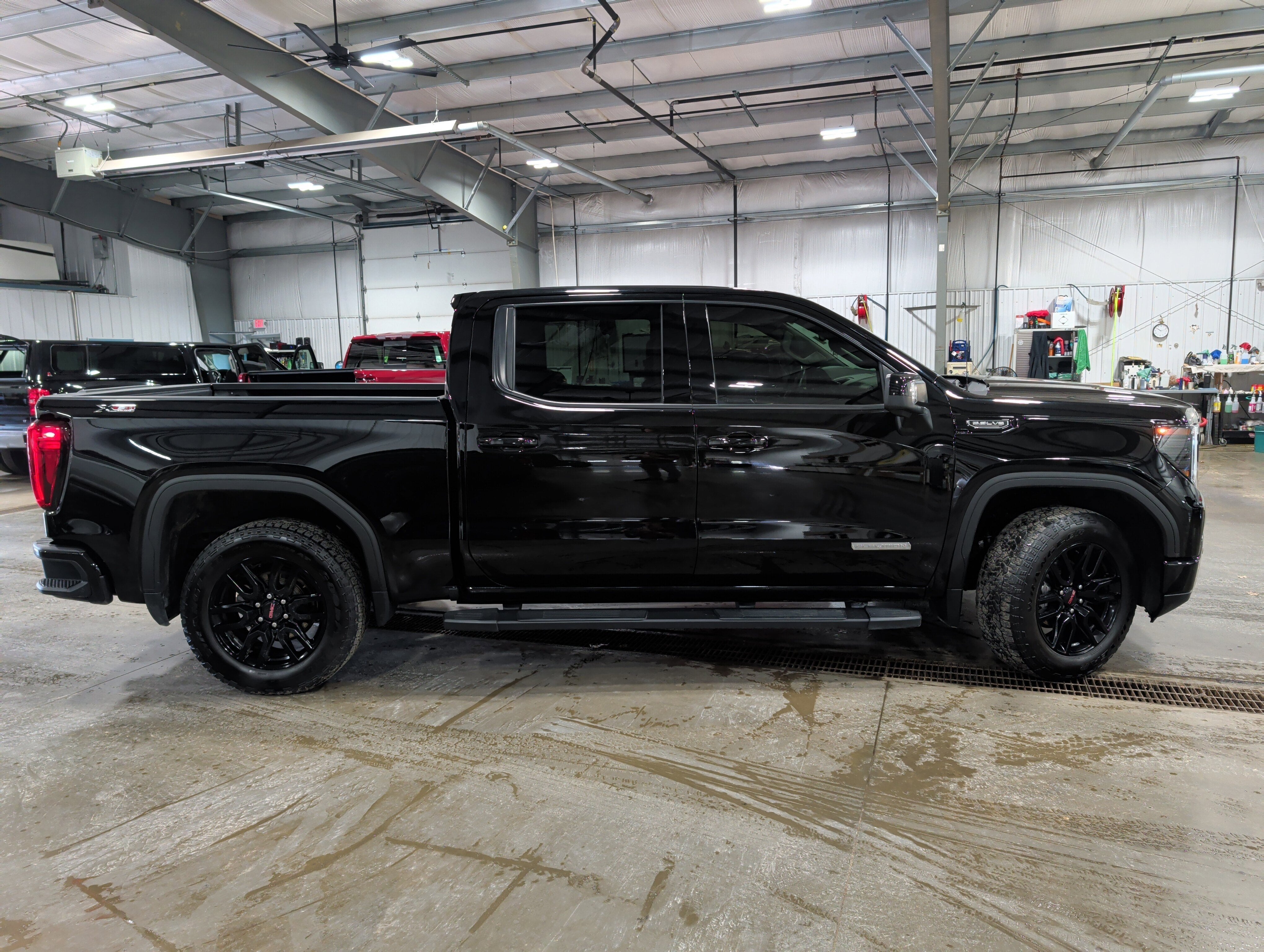 2024 GMC Sierra 1500 Elevation