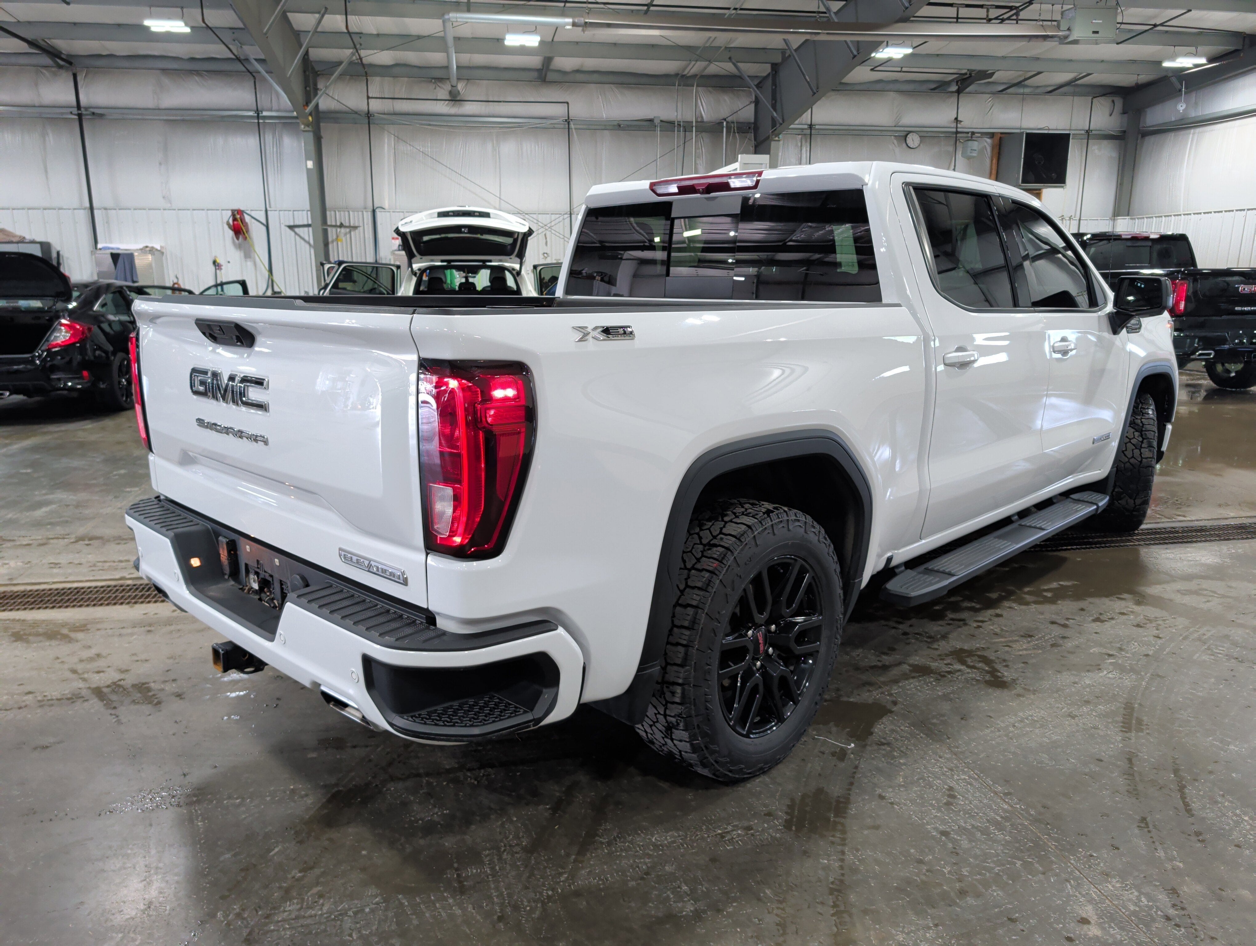 2023 GMC Sierra 1500 Elevation