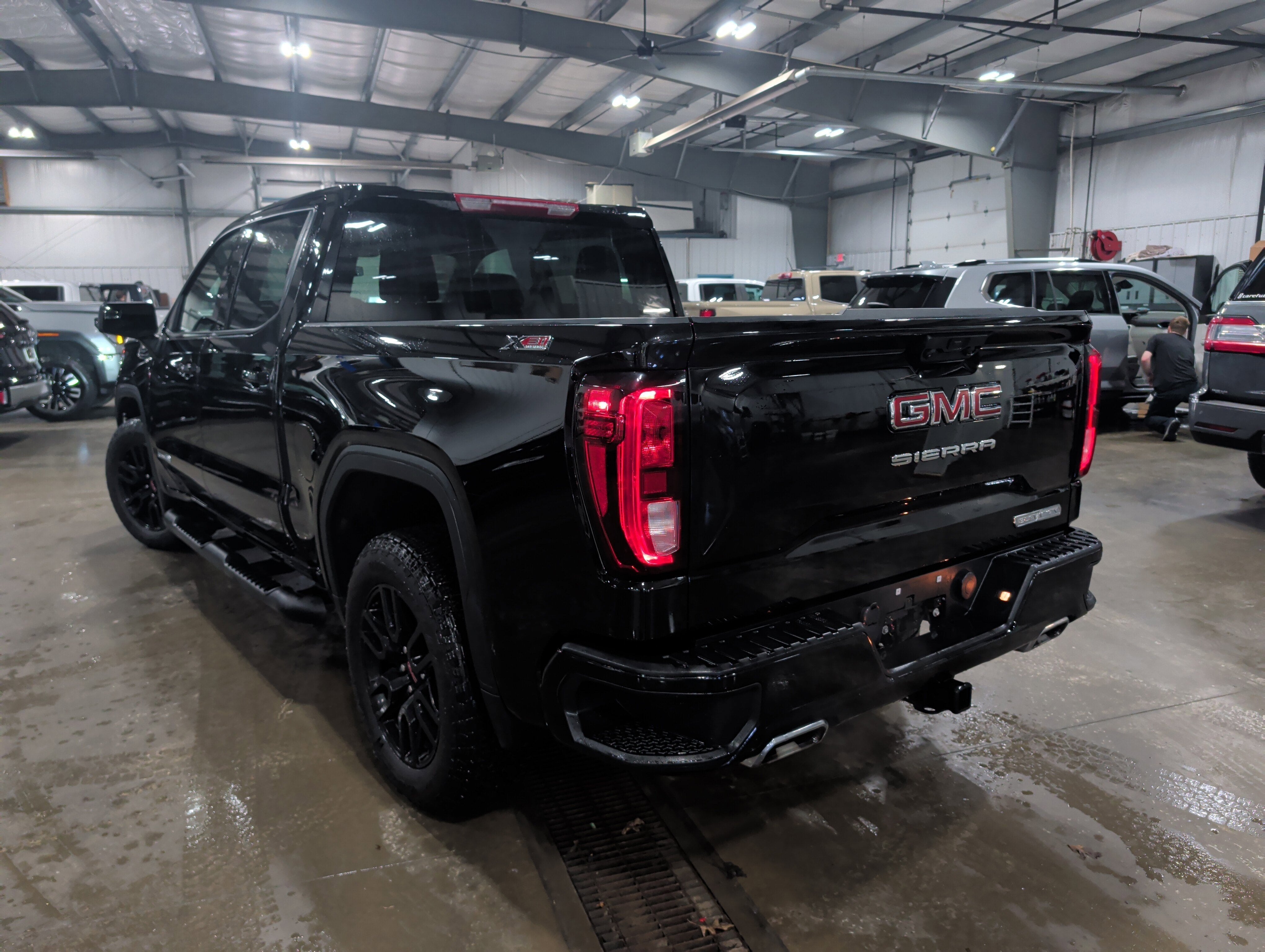 2025 GMC Sierra 1500 Elevation