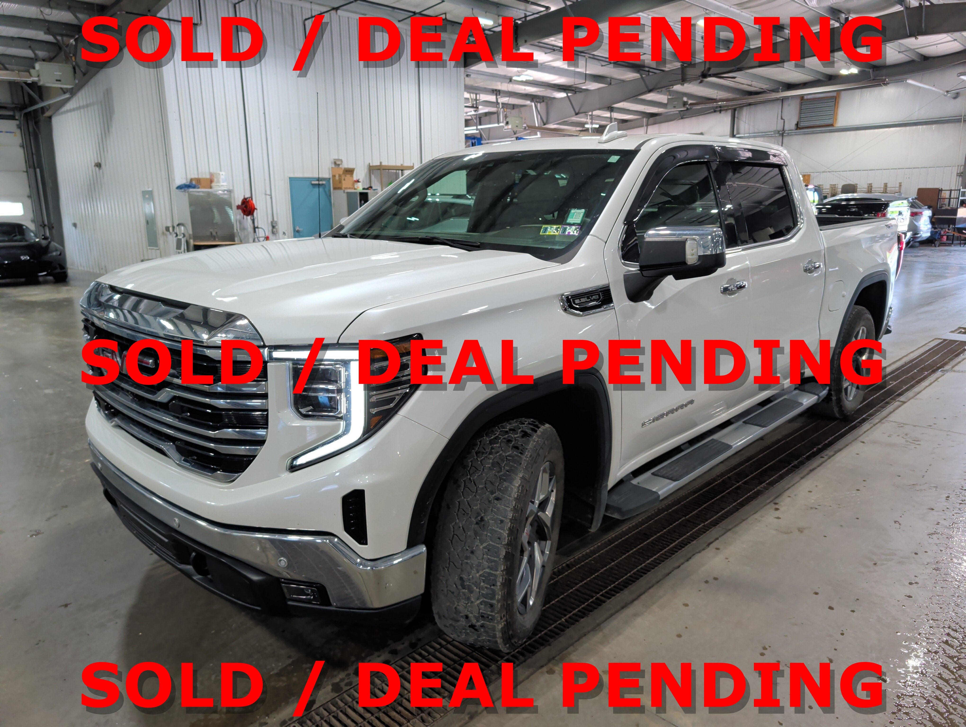 2023 GMC Sierra 1500 SLT