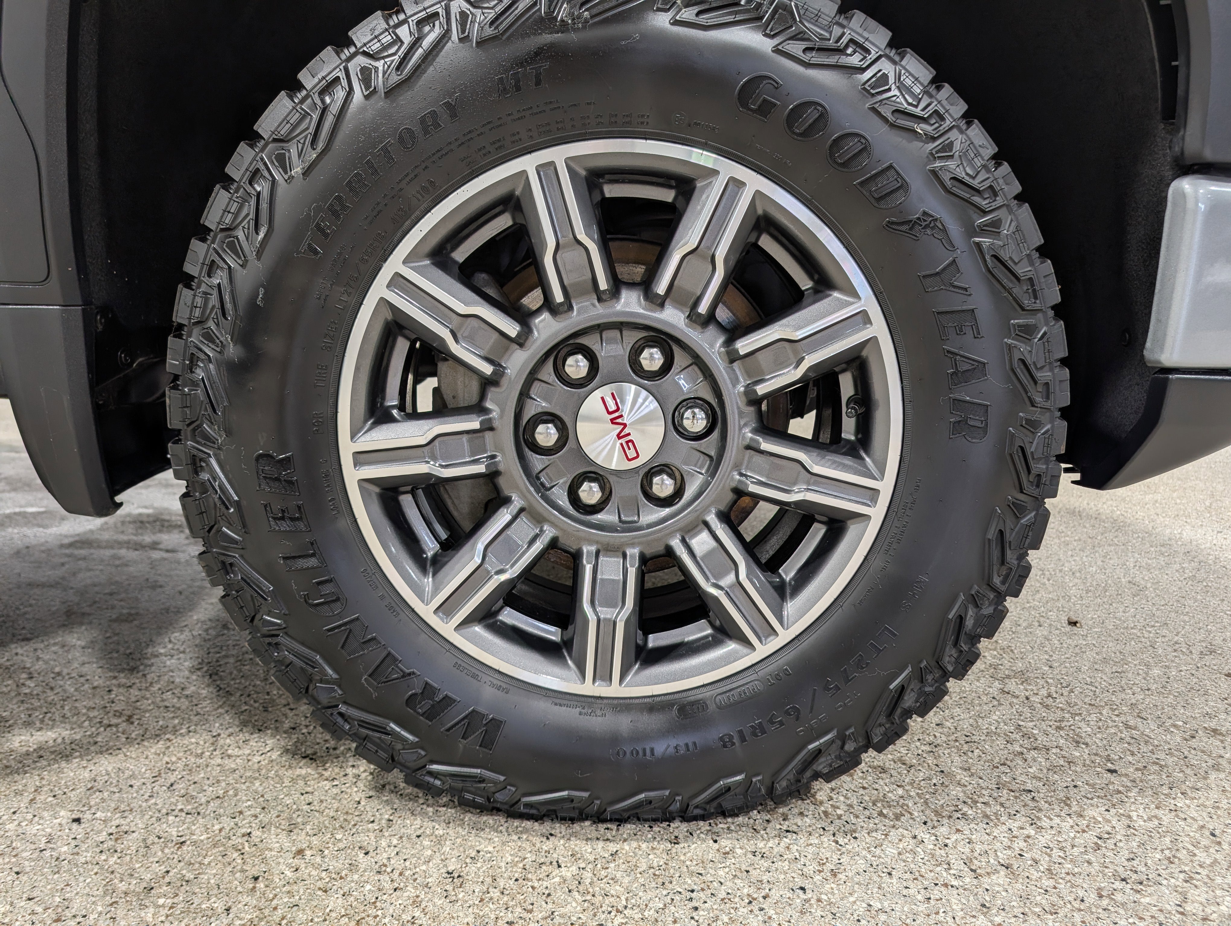 2024 GMC Sierra 1500 AT4