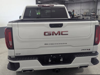 2025 GMC Sierra 1500 AT4