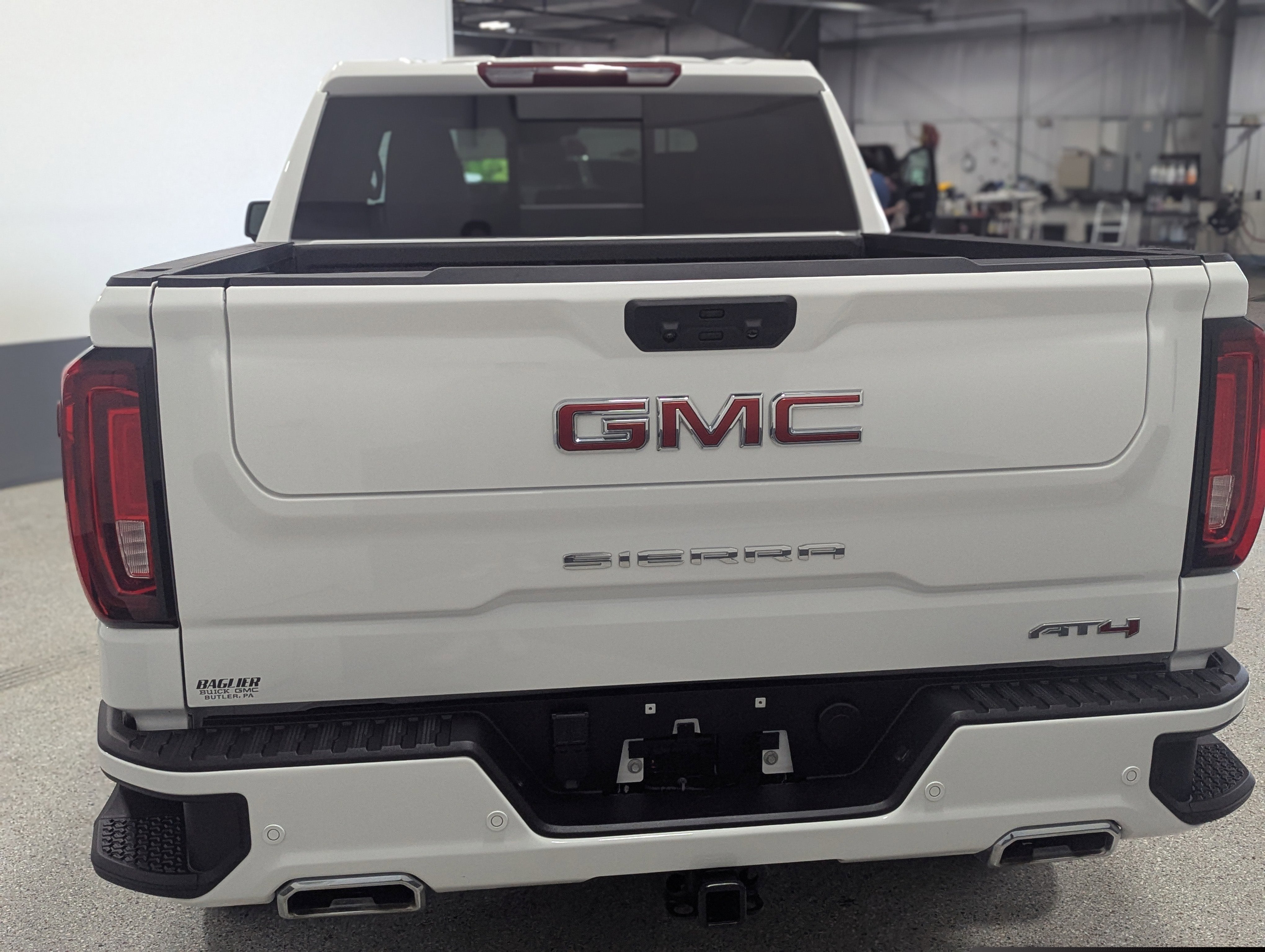 2025 GMC Sierra 1500 AT4