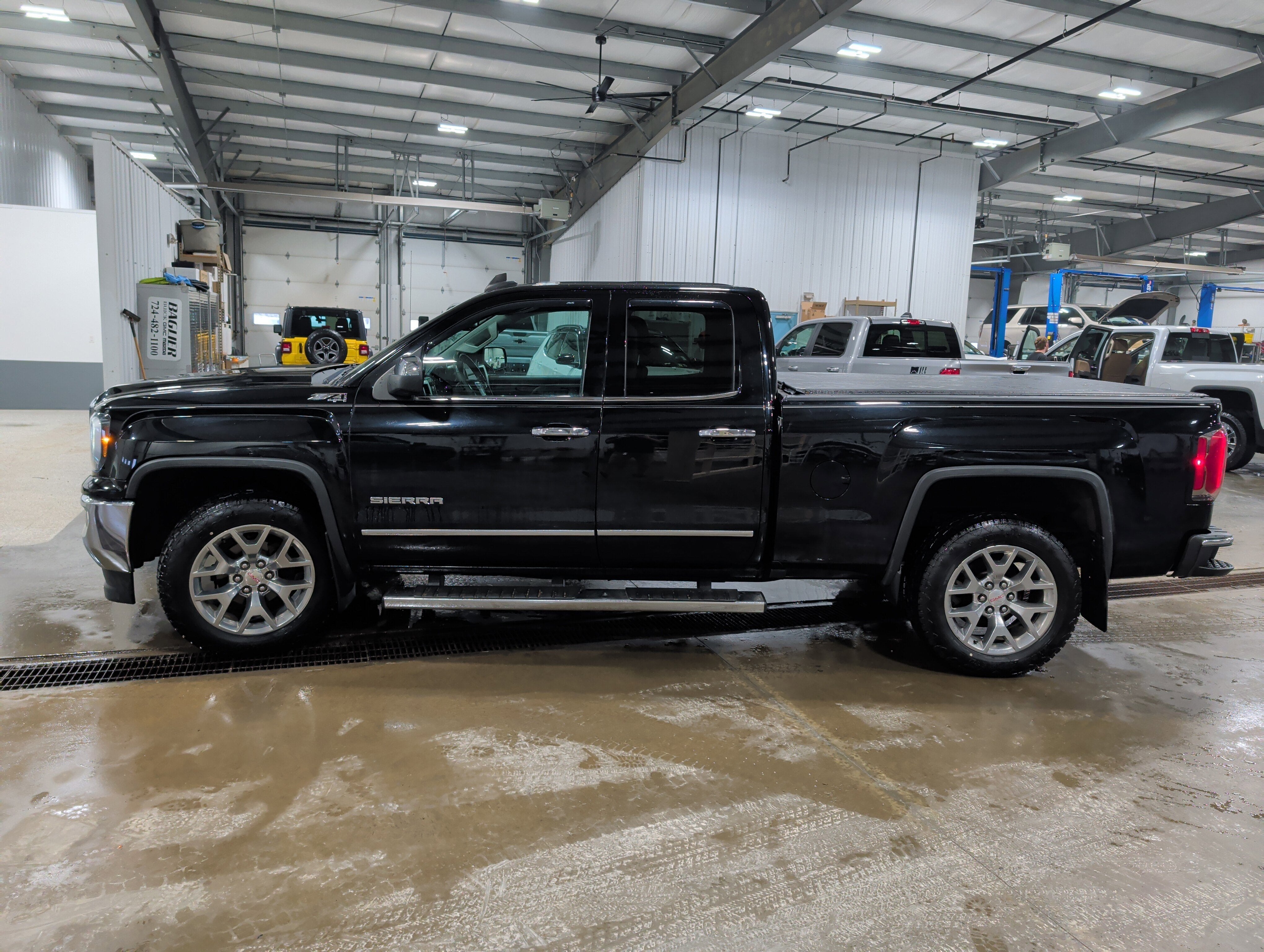 2018 GMC Sierra 1500 SLT