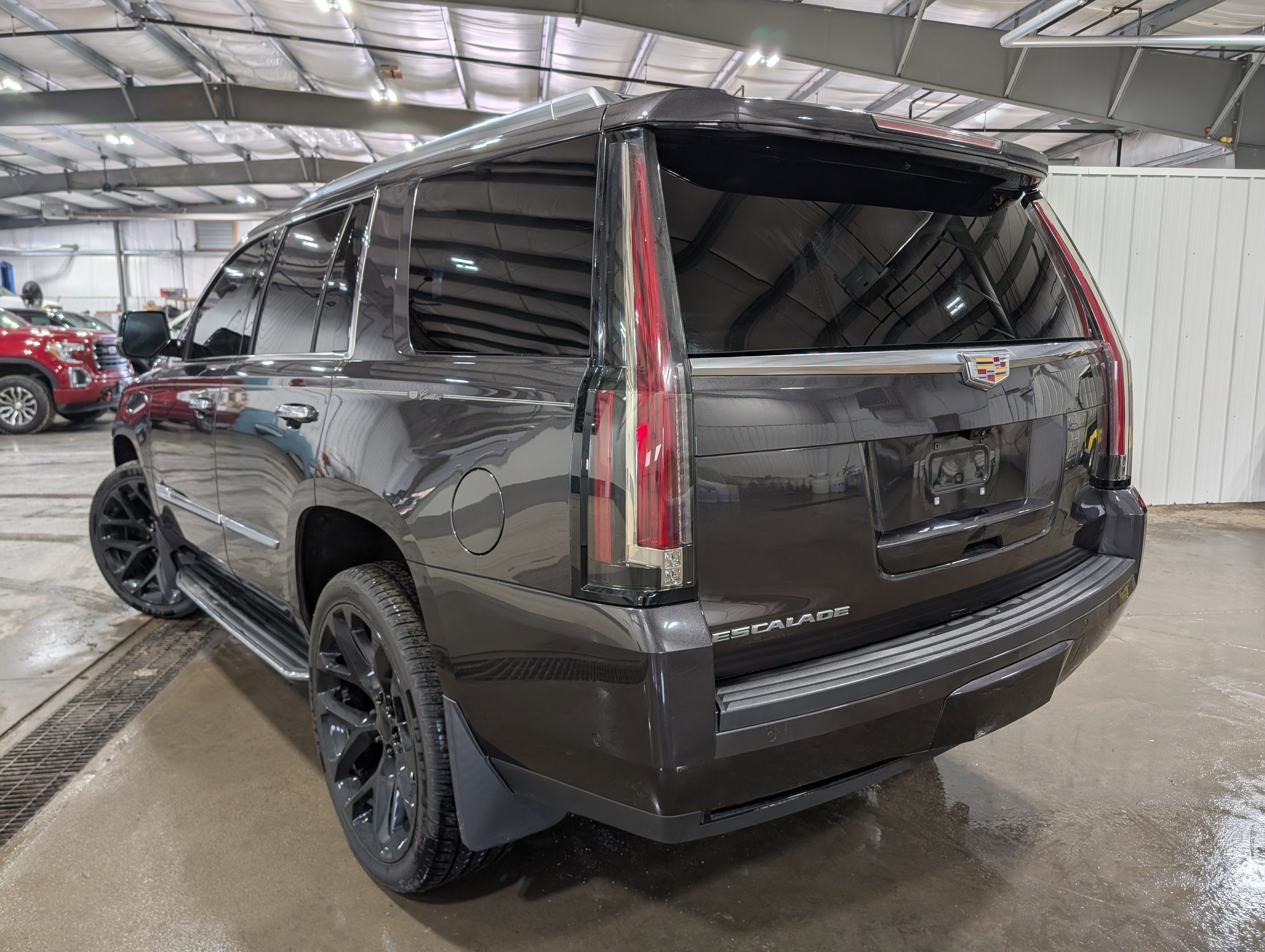 2017 Cadillac Escalade Luxury