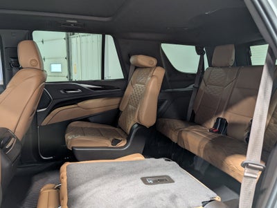 2023 Cadillac Escalade Sport