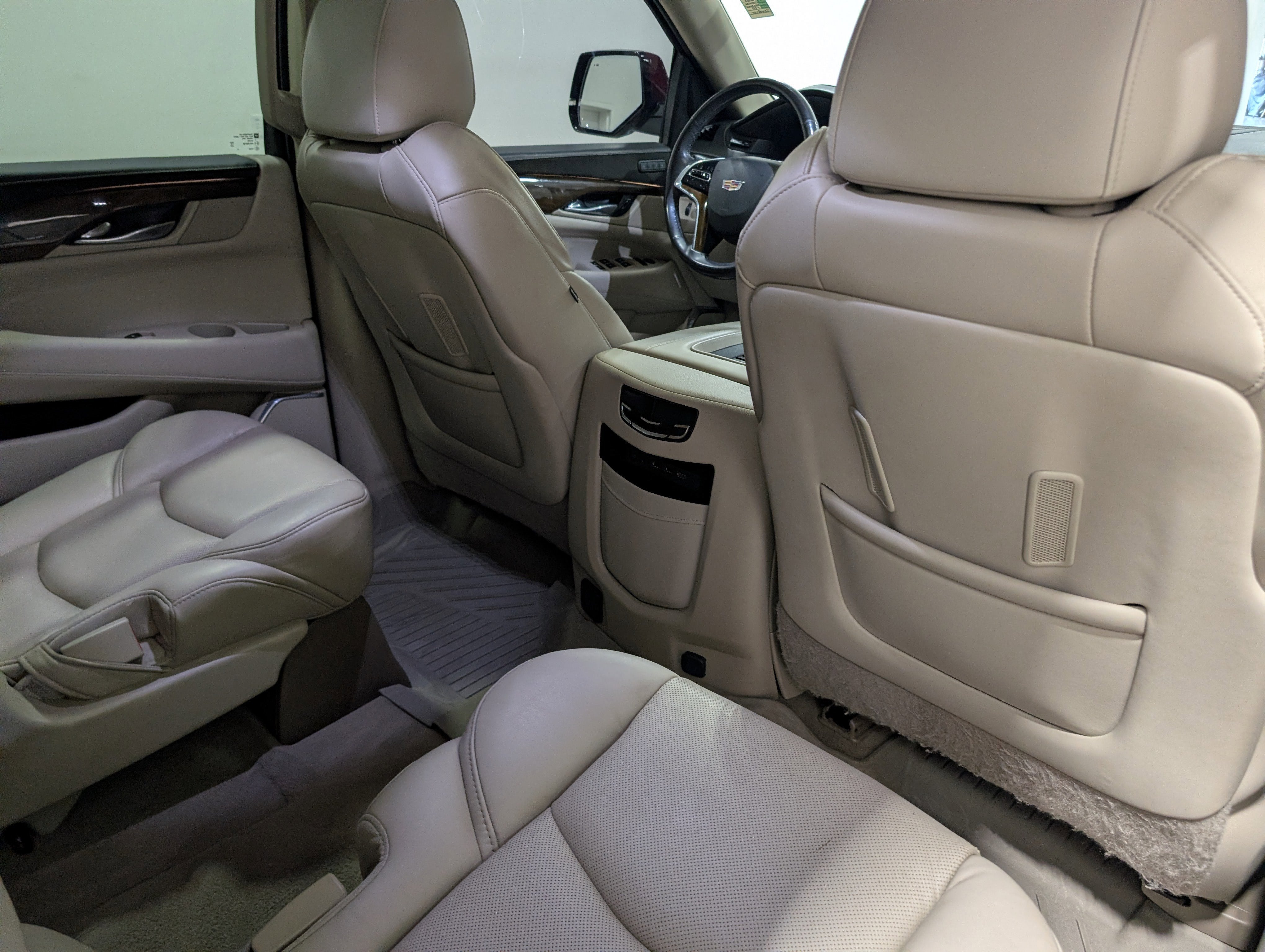 2020 Cadillac Escalade ESV Luxury