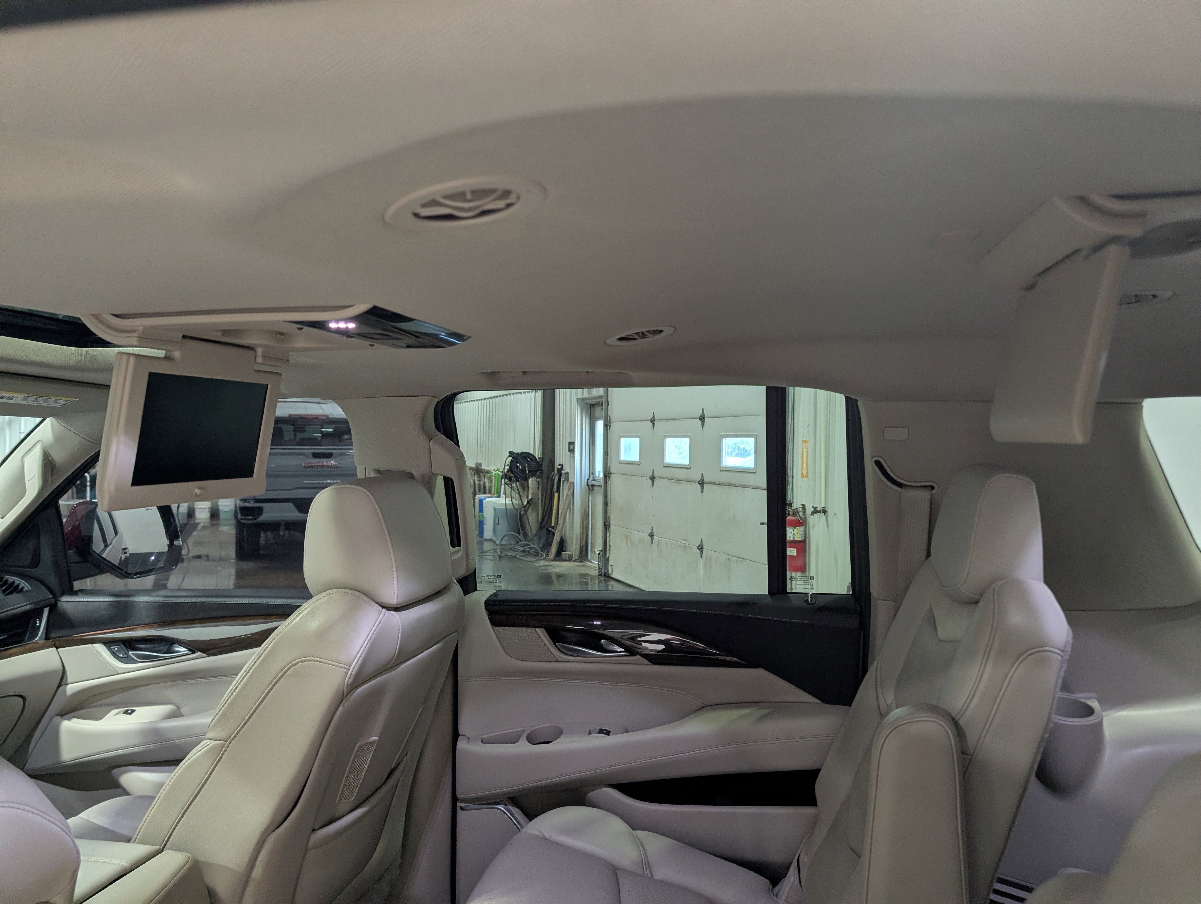 2020 Cadillac Escalade ESV Luxury