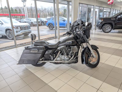 2006 Harley-Davidson Street Glide Base