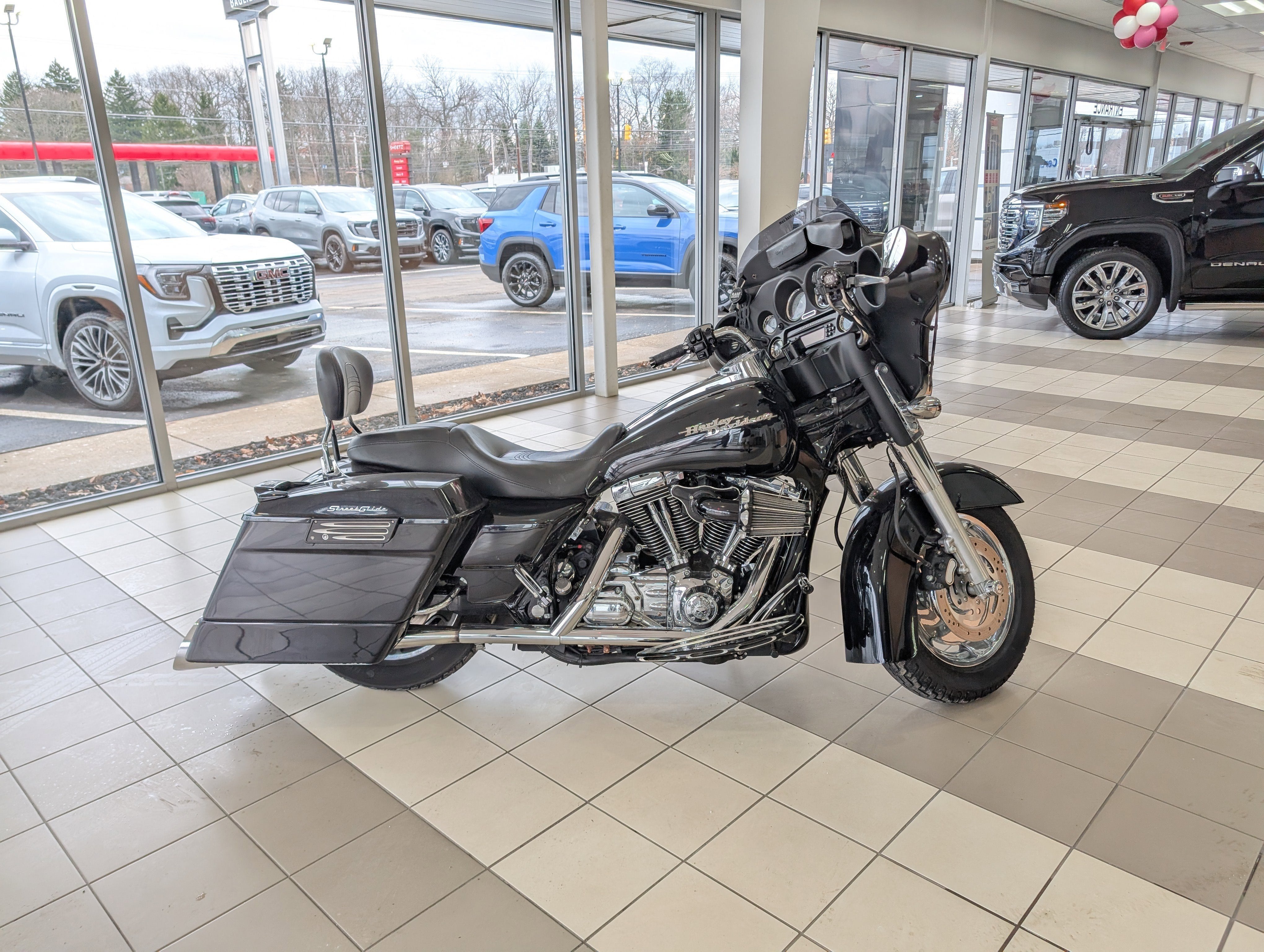 2006 Harley-Davidson Street Glide Base