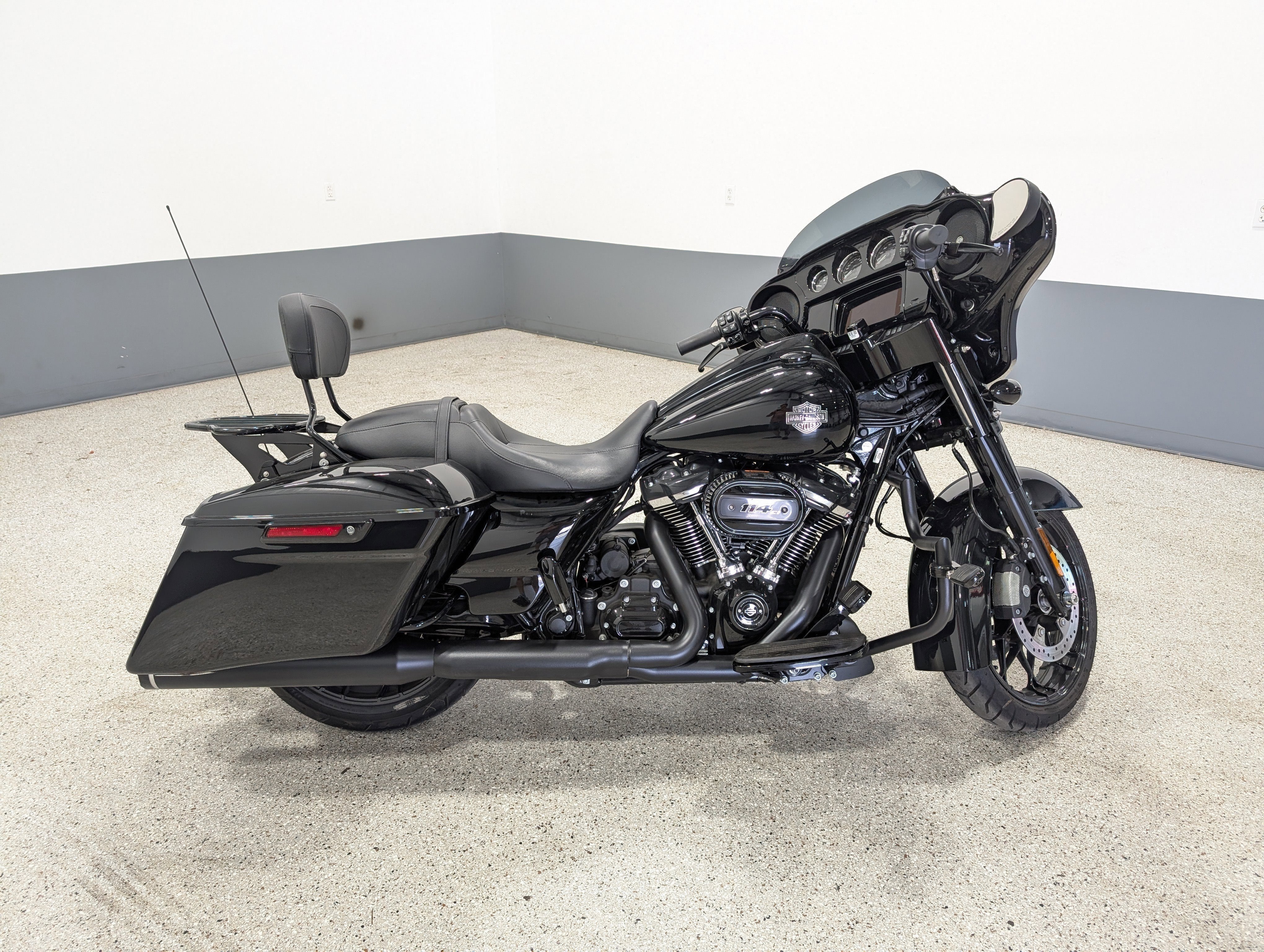 2023 Harley-Davidson Street Glide Special Base