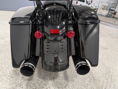 2023 Harley-Davidson Street Glide Special Base