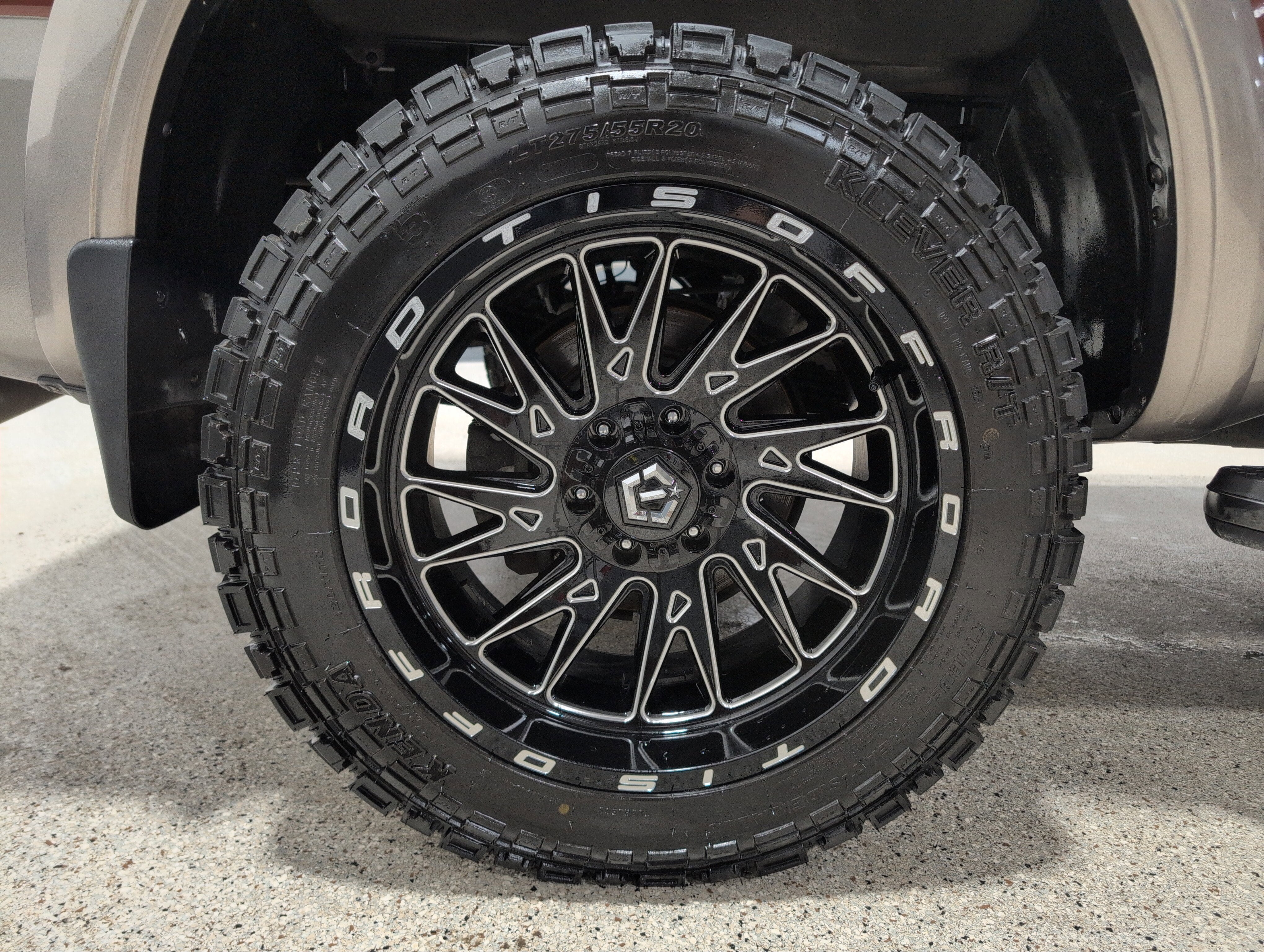 2017 Nissan TITAN Platinum Reserve