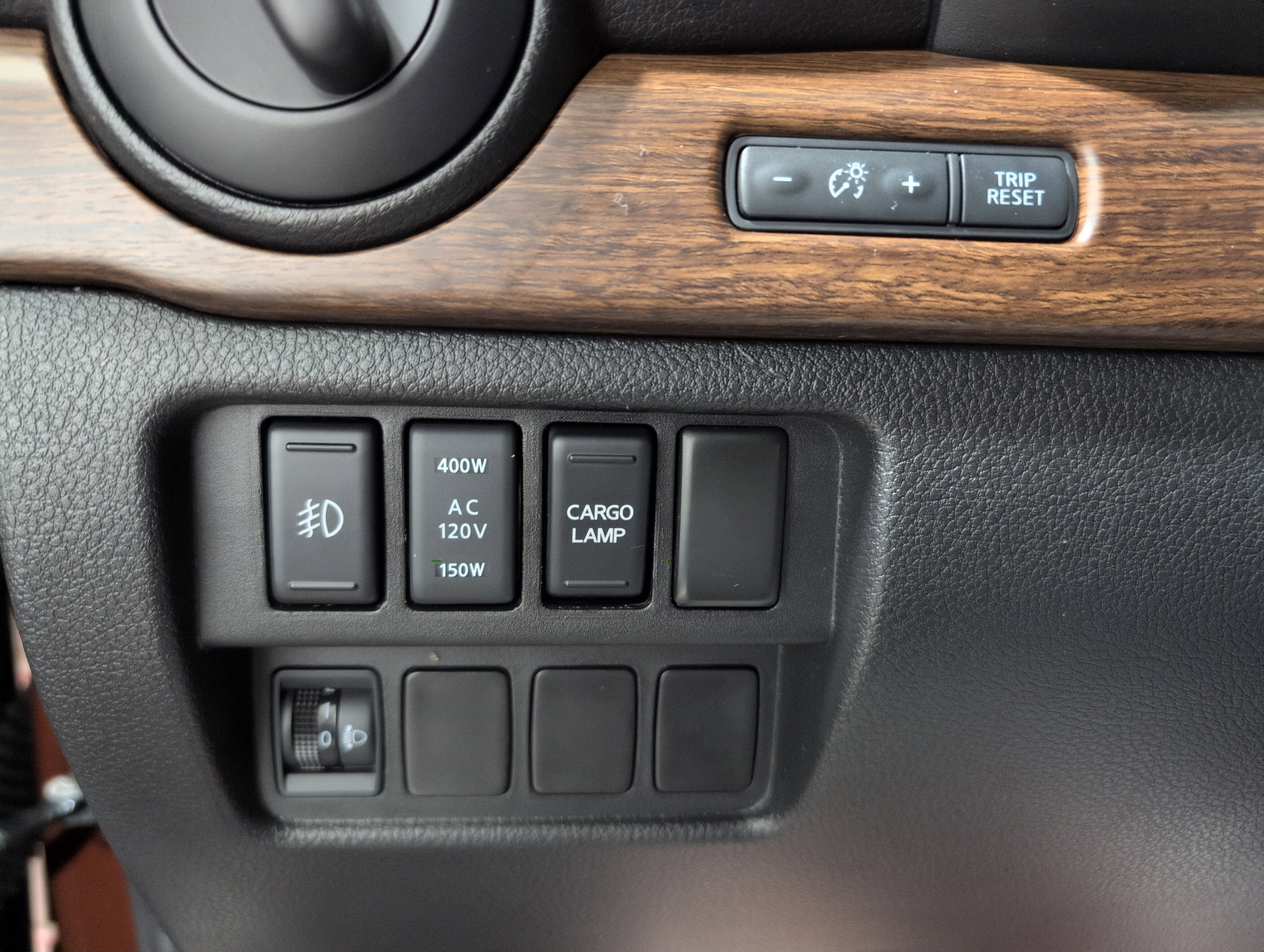 2017 Nissan TITAN Platinum Reserve