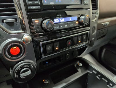 2017 Nissan TITAN Platinum Reserve