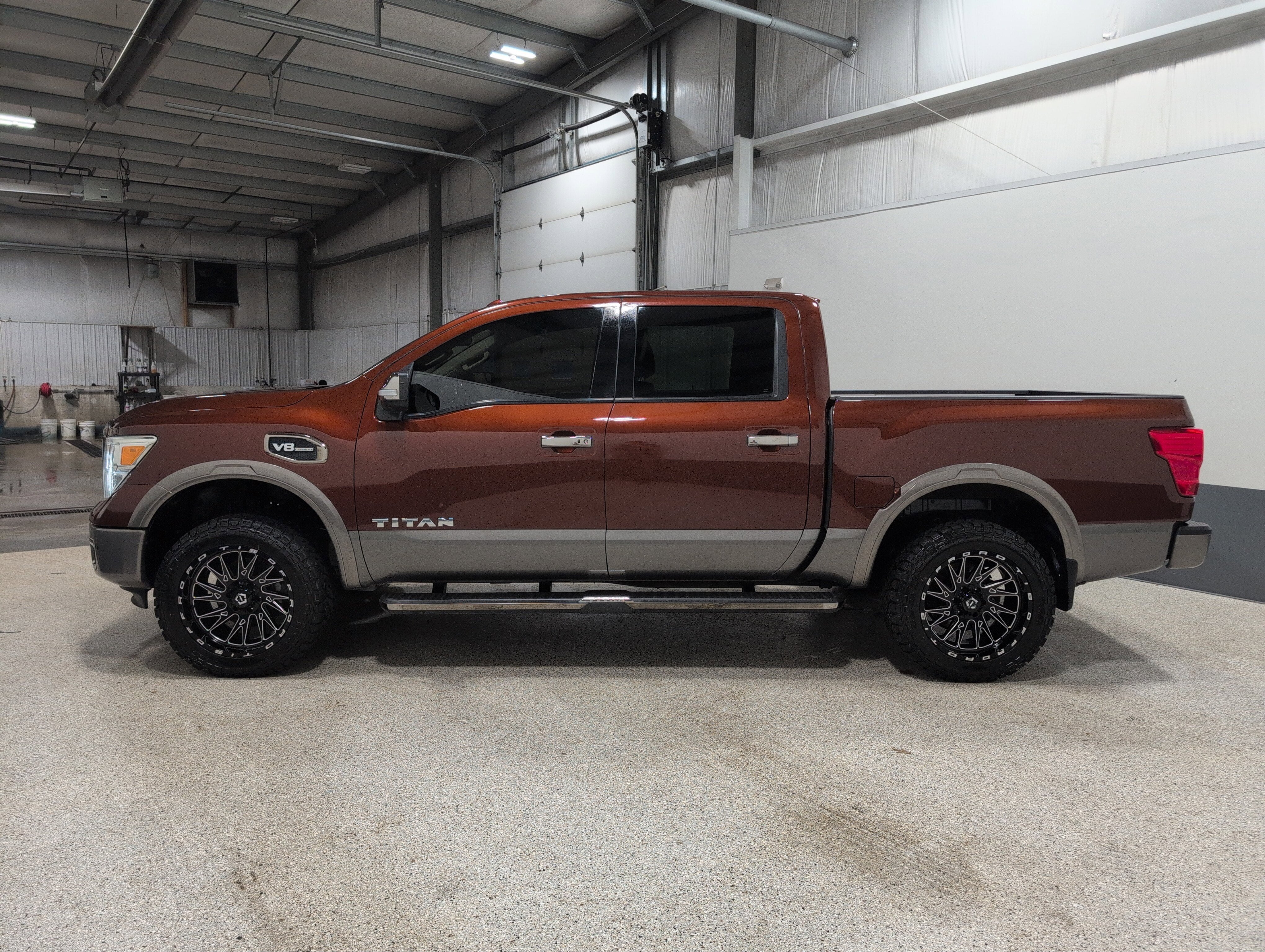 2017 Nissan TITAN Platinum Reserve