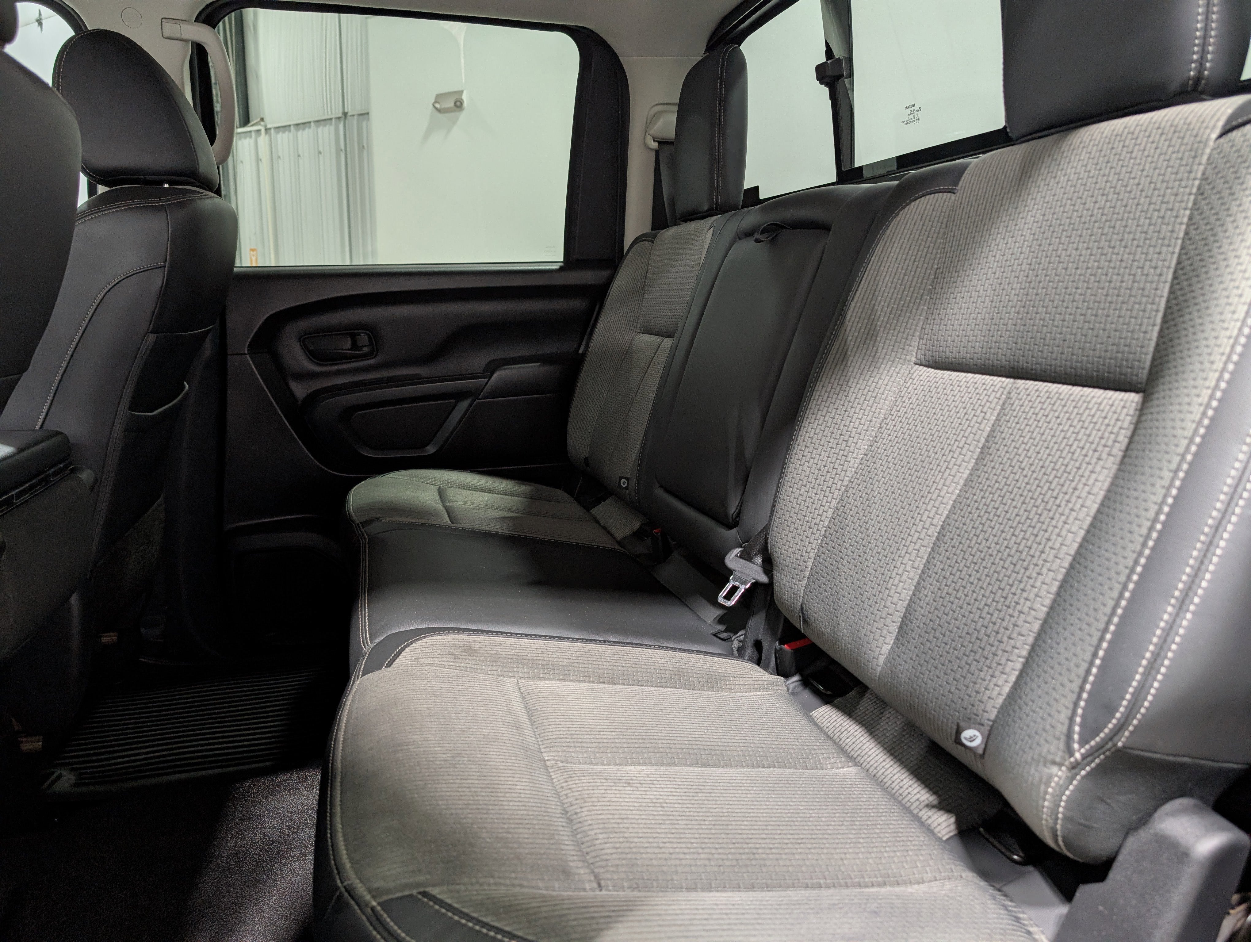 2021 Nissan TITAN Crew Cab S 4x4