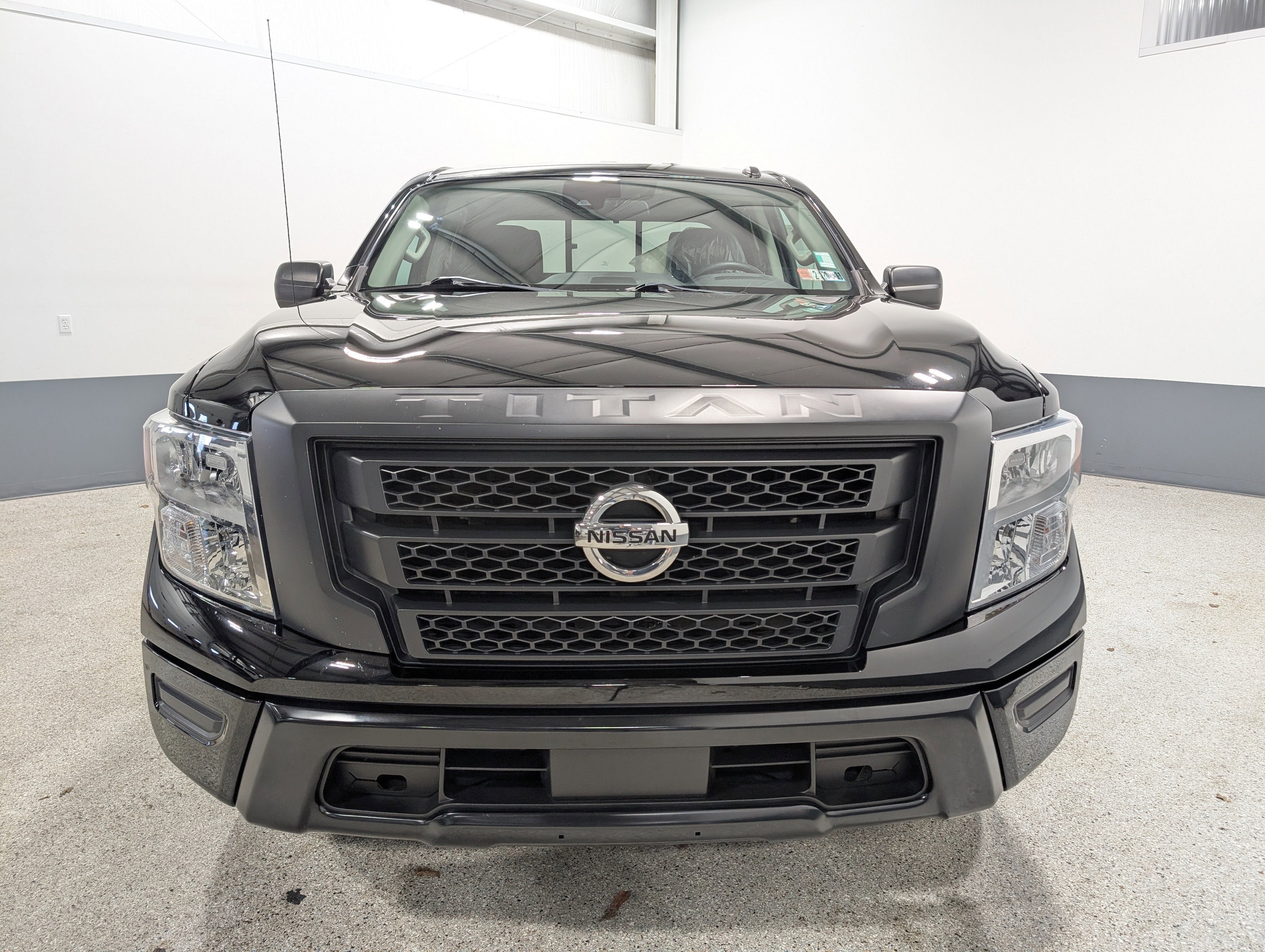 2021 Nissan TITAN Crew Cab S 4x4