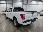 2023 Nissan TITAN Crew Cab SV 4x4