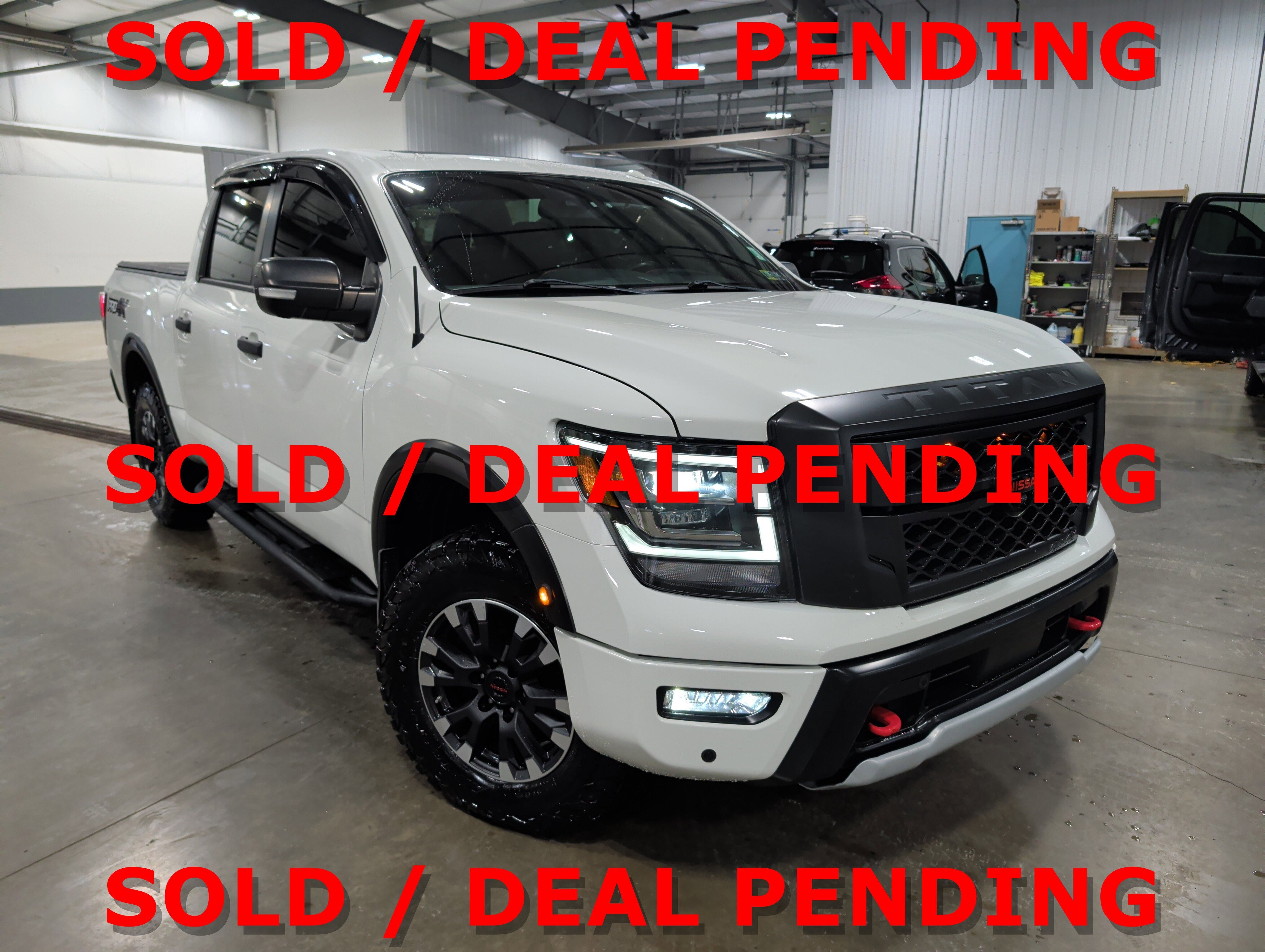 2020 Nissan TITAN Crew Cab PRO-4X 4x4