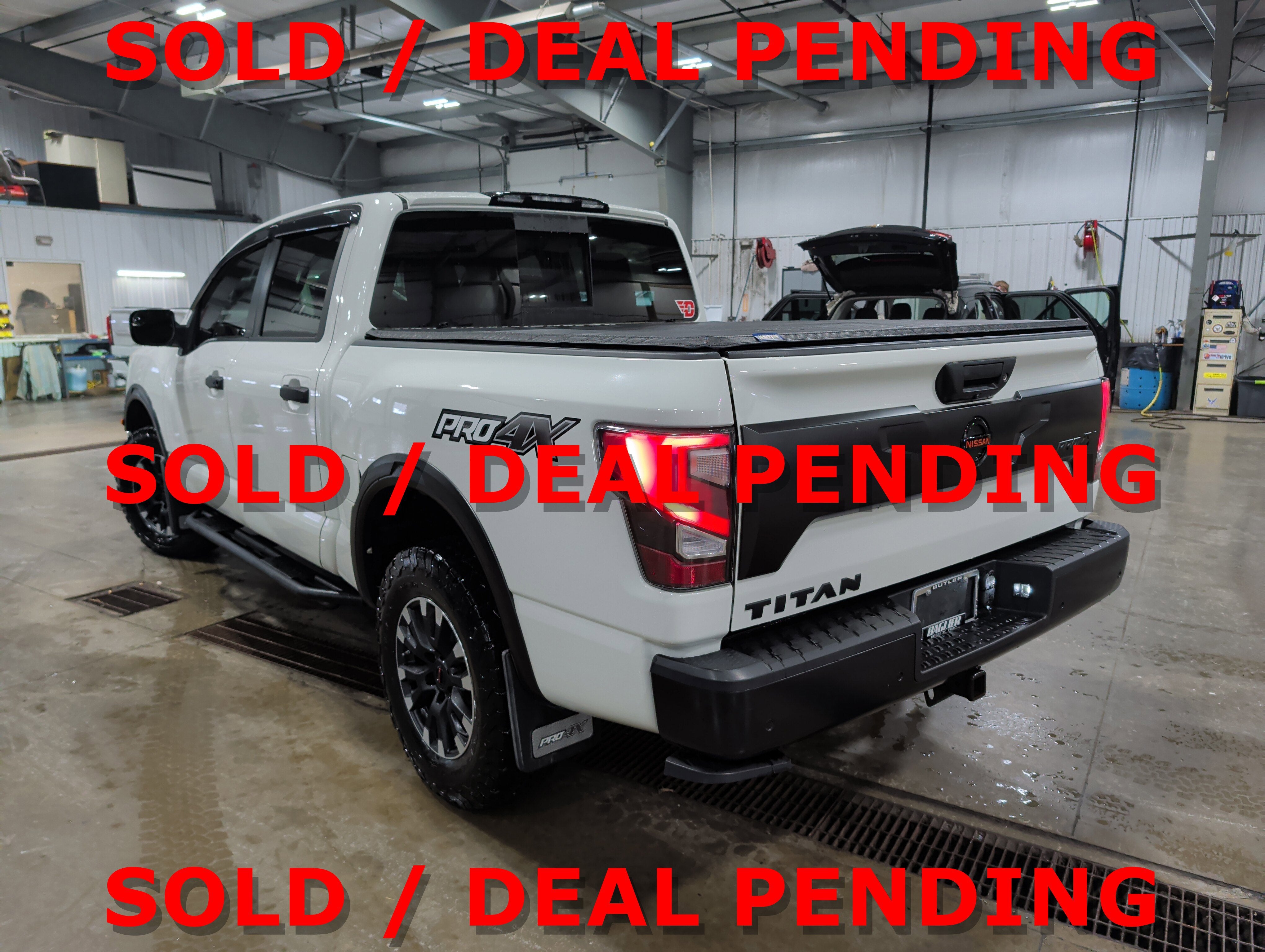 2020 Nissan TITAN Crew Cab PRO-4X 4x4