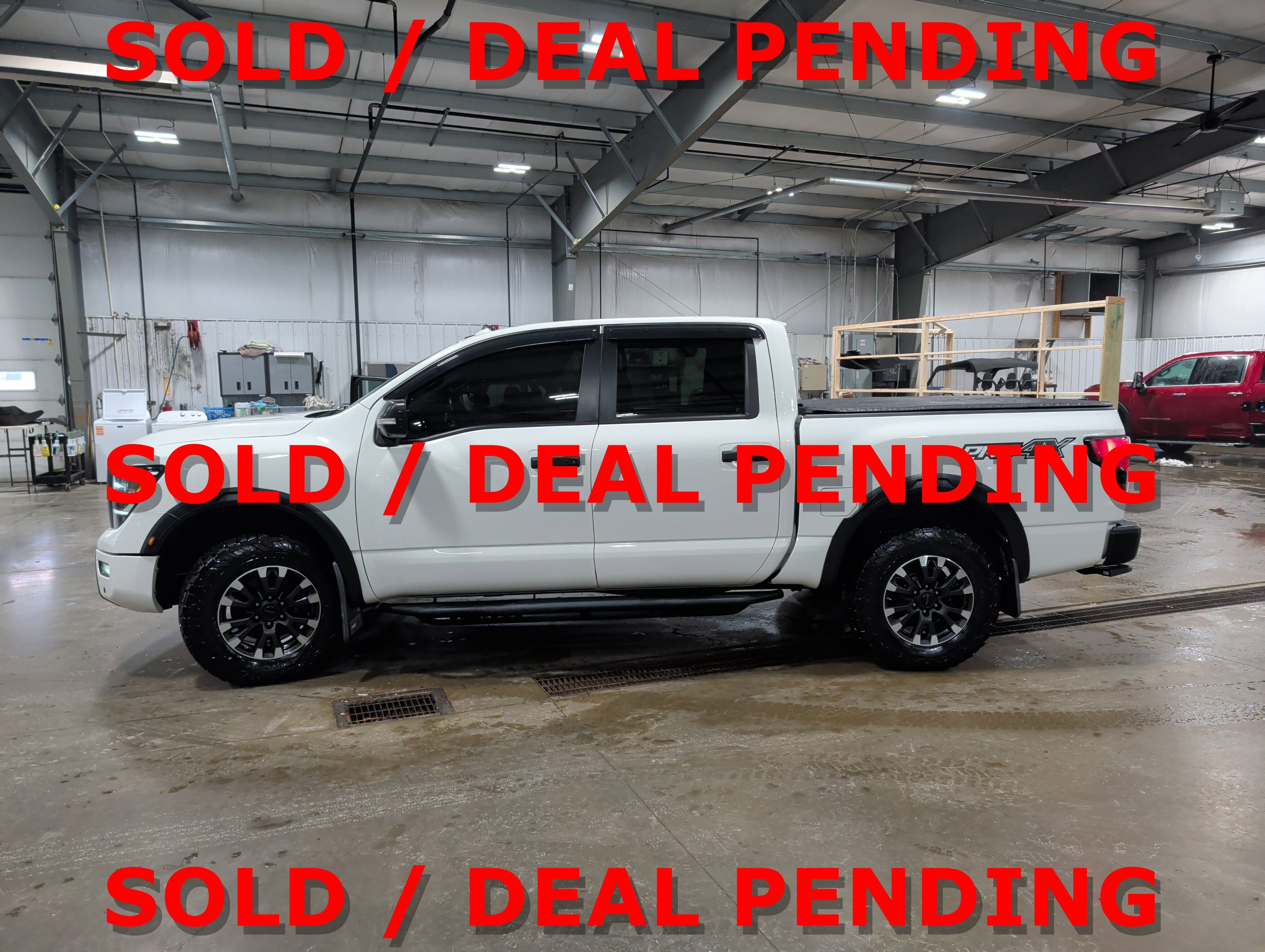 2020 Nissan TITAN Crew Cab PRO-4X 4x4