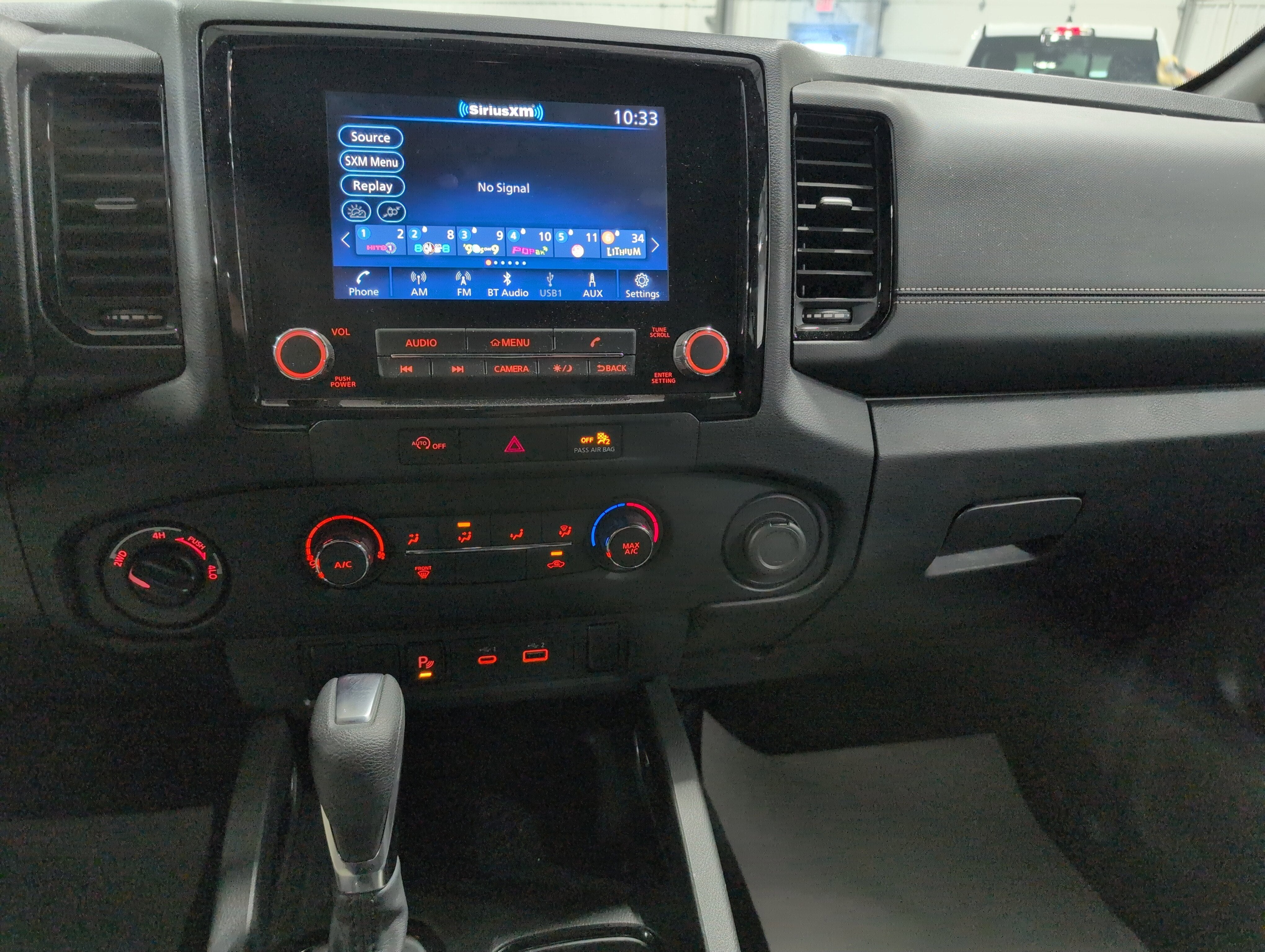 2023 Nissan Frontier Crew Cab SV 4x4