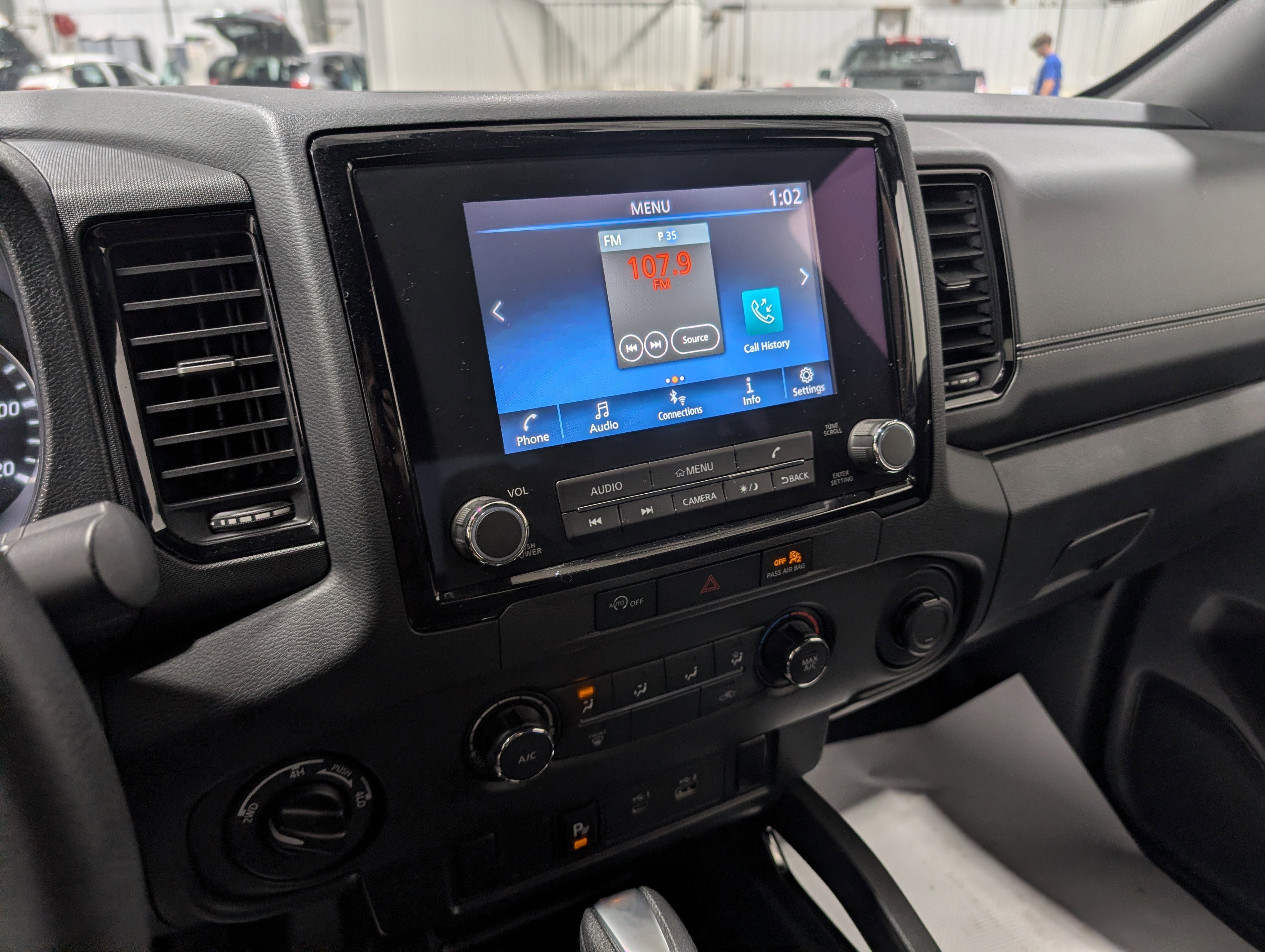2023 Nissan Frontier Crew Cab SV 4x4