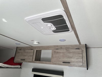 2000 GULFSTREAM CAMPER Base