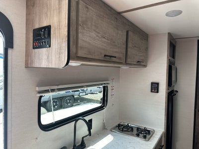 2000 GULFSTREAM CAMPER Base