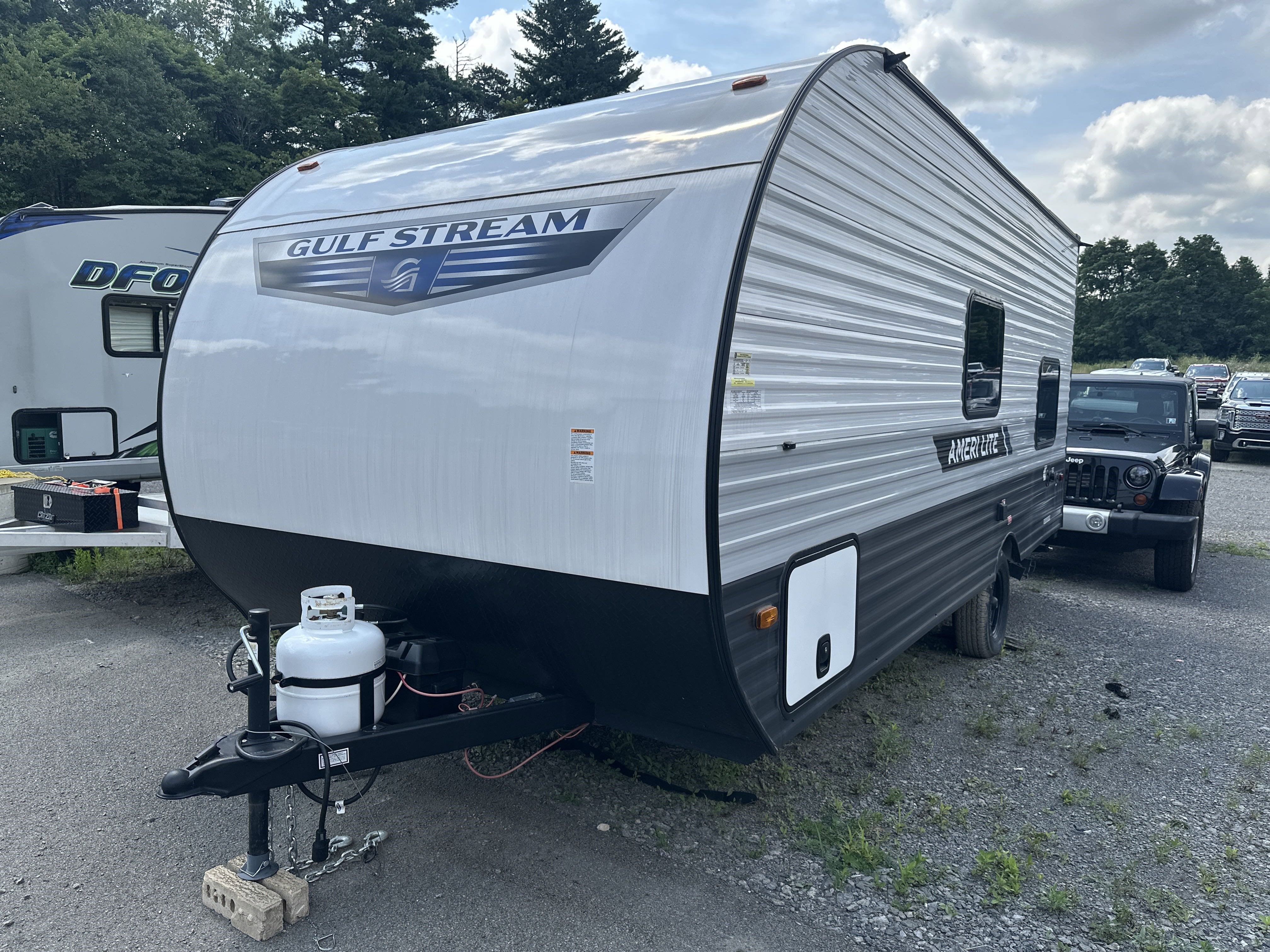 2000 GULFSTREAM CAMPER Base