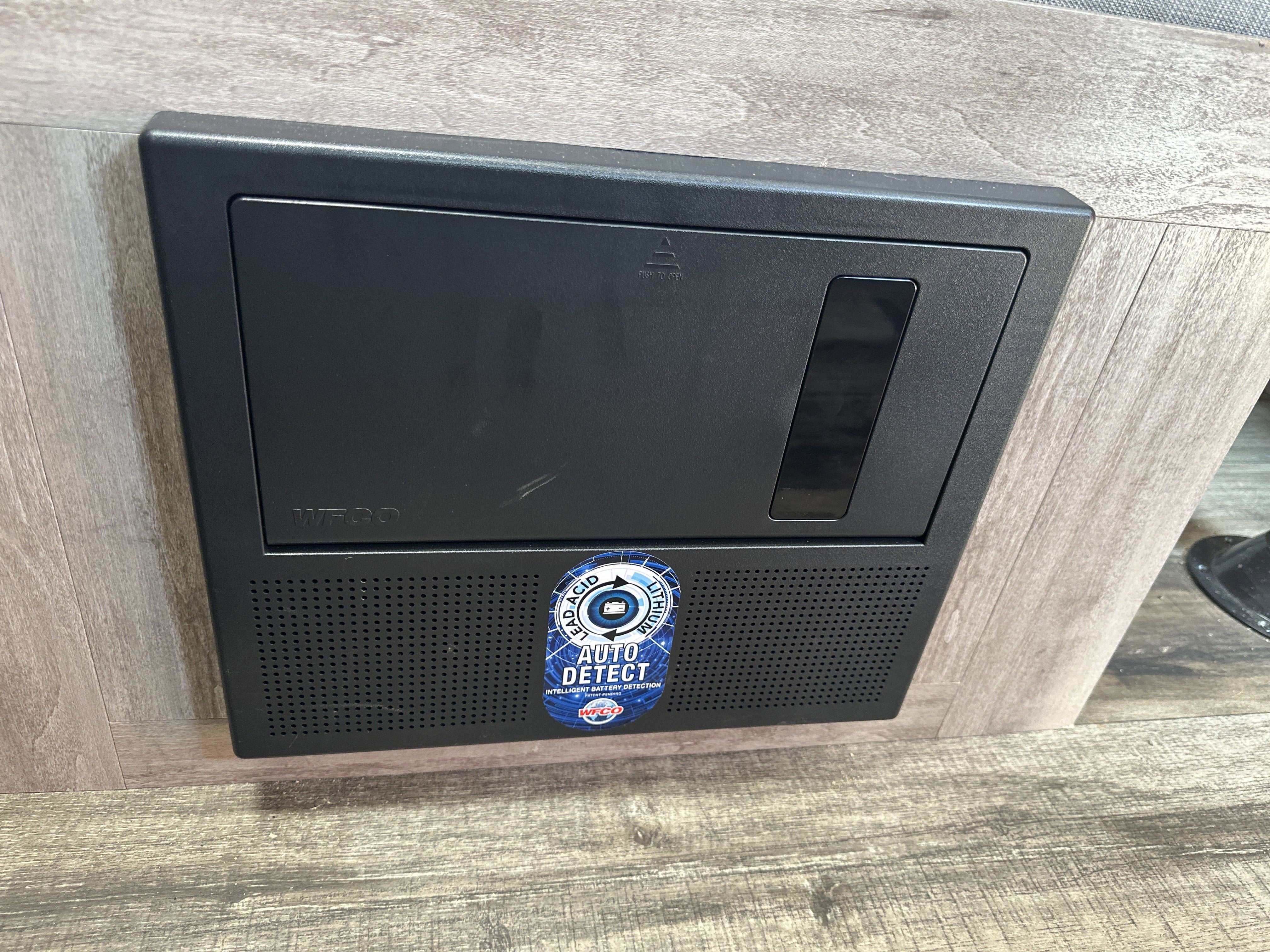 2000 GULFSTREAM CAMPER Base